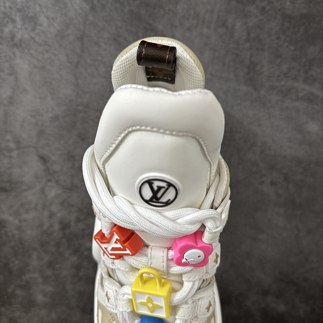 图片[8]-【YS纯原】广奢高端货Louis Vuitton 路易威登LV Archlight Sneakers系列 真皮拼色弓型拱桥底运动鞋 INS炸款 · 米兰走秀风 高奢质感 ✦ 高奢品牌走秀款 · 复古老爹＋舞蹈弓型轮廓 ✦ 升级原装5D礼盒＋全套原装配件 ✦ 支持NFC感应 · 直接跳转官网 ✦ 头层小牛皮革饰片 · 细节干净利落 ✦ 原厂网面＋真皮拼接 · 透气不闷脚 ✦ 独立开发 TPU回弹中底 · 轻量缓震 ✦ 组合 TPR耐磨大底 · 抓地稳、耐穿强 ✦ 超软皮内里＋柔软脚垫 · 上脚一秒舒适 尺码：35-39-选品中心