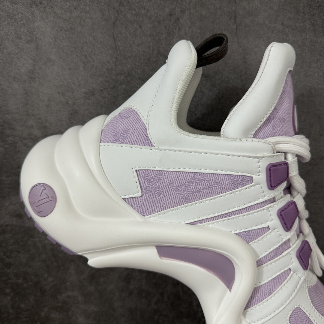 图片[7]-【YS纯原】广奢高端货Louis Vuitton 路易威登LV Archlight Sneakers系列 真皮拼色弓型拱桥底运动鞋 INS炸款 · 米兰走秀风 高奢质感 ✦ 高奢品牌走秀款 · 复古老爹＋舞蹈弓型轮廓 ✦ 升级原装5D礼盒＋全套原装配件 ✦ 支持NFC感应 · 直接跳转官网 ✦ 头层小牛皮革饰片 · 细节干净利落 ✦ 原厂网面＋真皮拼接 · 透气不闷脚 ✦ 独立开发 TPU回弹中底 · 轻量缓震 ✦ 组合 TPR耐磨大底 · 抓地稳、耐穿强 ✦ 超软皮内里＋柔软脚垫 · 上脚一秒舒适 尺码：35-39-选品中心