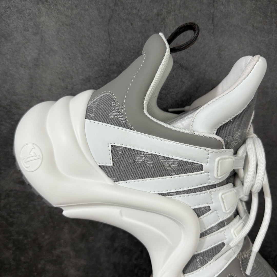 图片[7]-【YS纯原】广奢高端货Louis Vuitton 路易威登LV Archlight Sneakers系列 真皮拼色弓型拱桥底运动鞋 INS炸款 · 米兰走秀风 高奢质感 ✦ 高奢品牌走秀款 · 复古老爹＋舞蹈弓型轮廓 ✦ 升级原装5D礼盒＋全套原装配件 ✦ 支持NFC感应 · 直接跳转官网 ✦ 头层小牛皮革饰片 · 细节干净利落 ✦ 原厂网面＋真皮拼接 · 透气不闷脚 ✦ 独立开发 TPU回弹中底 · 轻量缓震 ✦ 组合 TPR耐磨大底 · 抓地稳、耐穿强 ✦ 超软皮内里＋柔软脚垫 · 上脚一秒舒适 尺码：35-39-选品中心