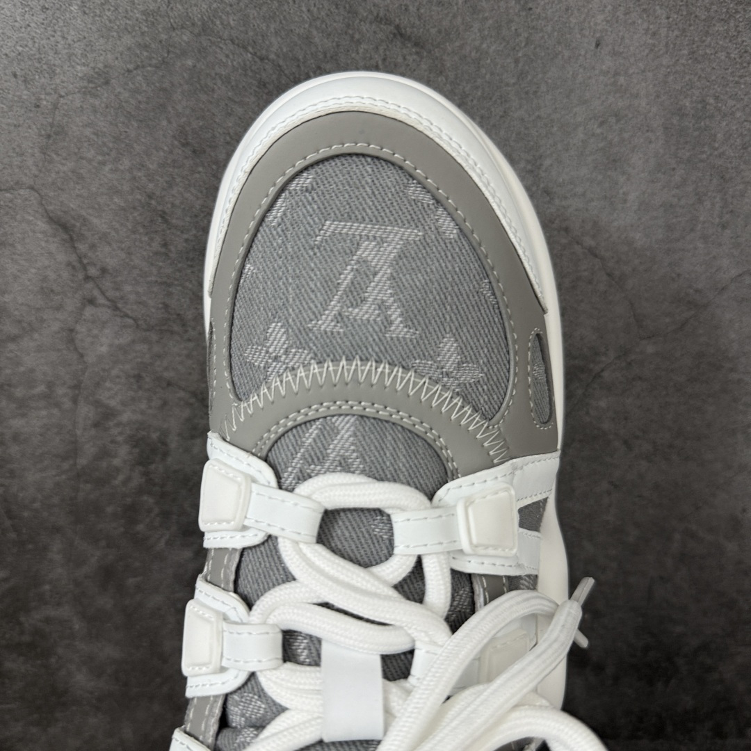 图片[5]-【YS纯原】广奢高端货Louis Vuitton 路易威登LV Archlight Sneakers系列 真皮拼色弓型拱桥底运动鞋 INS炸款 · 米兰走秀风 高奢质感 ✦ 高奢品牌走秀款 · 复古老爹＋舞蹈弓型轮廓 ✦ 升级原装5D礼盒＋全套原装配件 ✦ 支持NFC感应 · 直接跳转官网 ✦ 头层小牛皮革饰片 · 细节干净利落 ✦ 原厂网面＋真皮拼接 · 透气不闷脚 ✦ 独立开发 TPU回弹中底 · 轻量缓震 ✦ 组合 TPR耐磨大底 · 抓地稳、耐穿强 ✦ 超软皮内里＋柔软脚垫 · 上脚一秒舒适 尺码：35-39-选品中心