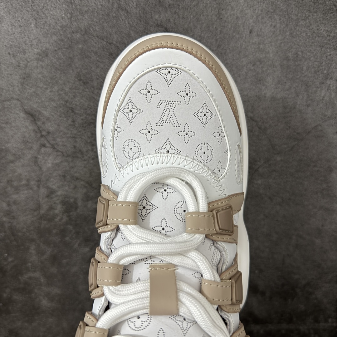 图片[5]-【YS纯原】广奢高端货Louis Vuitton 路易威登LV Archlight Sneakers系列 真皮拼色弓型拱桥底运动鞋 INS炸款 · 米兰走秀风 高奢质感 ✦ 高奢品牌走秀款 · 复古老爹＋舞蹈弓型轮廓 ✦ 升级原装5D礼盒＋全套原装配件 ✦ 支持NFC感应 · 直接跳转官网 ✦ 头层小牛皮革饰片 · 细节干净利落 ✦ 原厂网面＋真皮拼接 · 透气不闷脚 ✦ 独立开发 TPU回弹中底 · 轻量缓震 ✦ 组合 TPR耐磨大底 · 抓地稳、耐穿强 ✦ 超软皮内里＋柔软脚垫 · 上脚一秒舒适 尺码：35-39-选品中心
