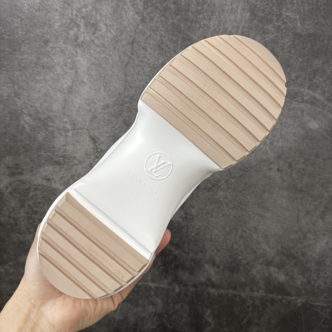 图片[9]-【YS纯原】广奢高端货Louis Vuitton 路易威登LV Archlight Sneakers系列 真皮拼色弓型拱桥底运动鞋 INS炸款 · 米兰走秀风 高奢质感 ✦ 高奢品牌走秀款 · 复古老爹＋舞蹈弓型轮廓 ✦ 升级原装5D礼盒＋全套原装配件 ✦ 支持NFC感应 · 直接跳转官网 ✦ 头层小牛皮革饰片 · 细节干净利落 ✦ 原厂网面＋真皮拼接 · 透气不闷脚 ✦ 独立开发 TPU回弹中底 · 轻量缓震 ✦ 组合 TPR耐磨大底 · 抓地稳、耐穿强 ✦ 超软皮内里＋柔软脚垫 · 上脚一秒舒适 尺码：35-39-选品中心