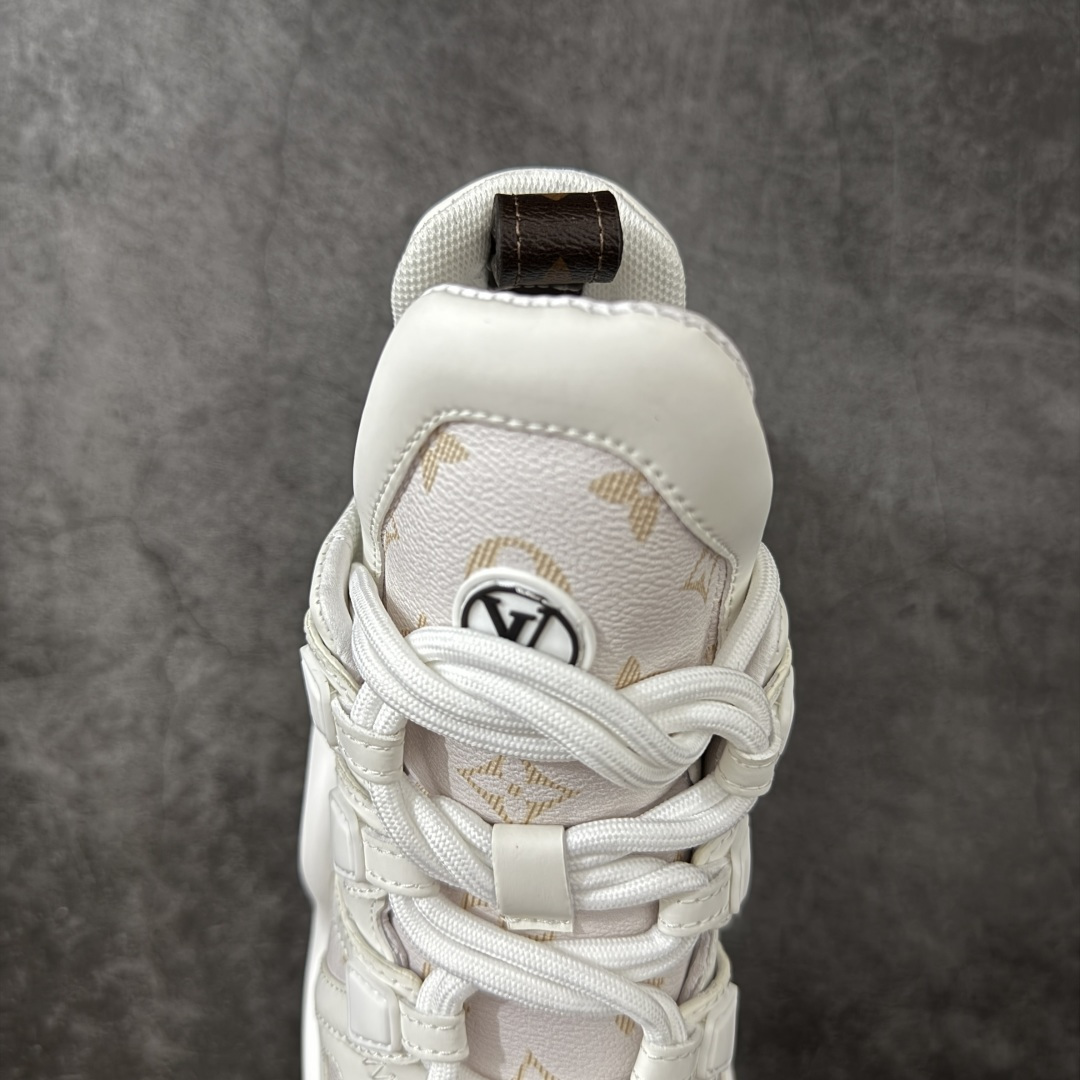 图片[8]-【YS纯原】广奢高端货Louis Vuitton 路易威登LV Archlight Sneakers系列 真皮拼色弓型拱桥底运动鞋 INS炸款 · 米兰走秀风 高奢质感 ✦ 高奢品牌走秀款 · 复古老爹＋舞蹈弓型轮廓 ✦ 升级原装5D礼盒＋全套原装配件 ✦ 支持NFC感应 · 直接跳转官网 ✦ 头层小牛皮革饰片 · 细节干净利落 ✦ 原厂网面＋真皮拼接 · 透气不闷脚 ✦ 独立开发 TPU回弹中底 · 轻量缓震 ✦ 组合 TPR耐磨大底 · 抓地稳、耐穿强 ✦ 超软皮内里＋柔软脚垫 · 上脚一秒舒适 尺码：35-39-选品中心
