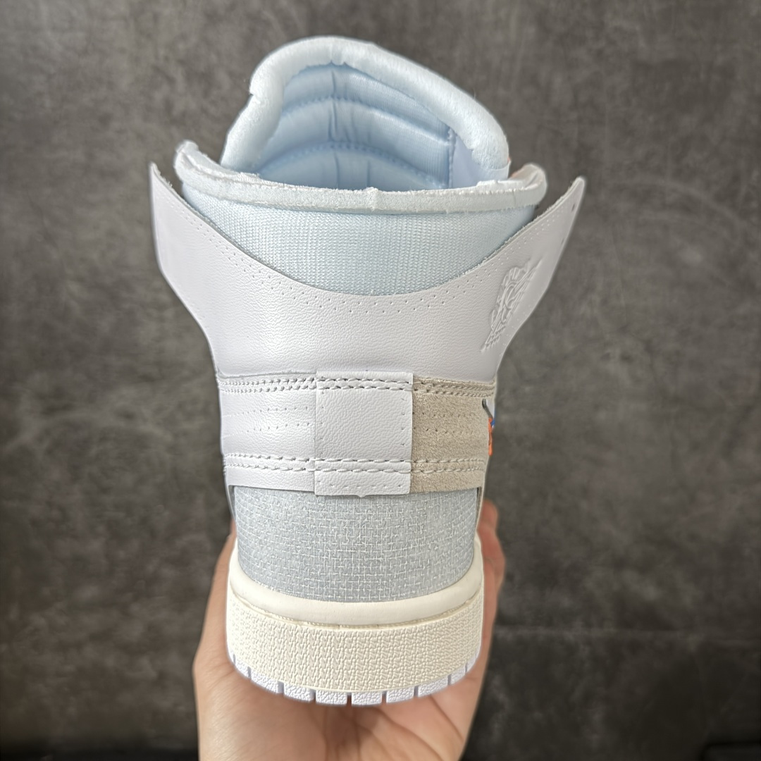图片[4]-【OG纯原】AJ1 OW联名款 纯白 全白 欧洲限定Off White x Air Jordan 货号：AA3834-100 尺码：40-48.5 专业老厂出品 市场第一梯队品质 鞋面网纱、后跟港宝等材料 均采购来自原厂 针车孔深度 间距 极致还原乱真 所有模具原鞋拆解开发 此前历经多次曝光的Off-Whitex AirJordan1\”阿拉斯加\”已正式更名为 Virgil Abloh Archive x Air Jordan 1 High OG\”Alaska\”。这款鞋沿用2018年「欧限」版本的设计元素，同时采用侧边镂空式全新包装，搭配透明内盒与印有「现代主义并非新生事物」字样的阿布洛主题手册，呼应维吉尔的核心设计理念 尺码：40-48.5-选品中心
