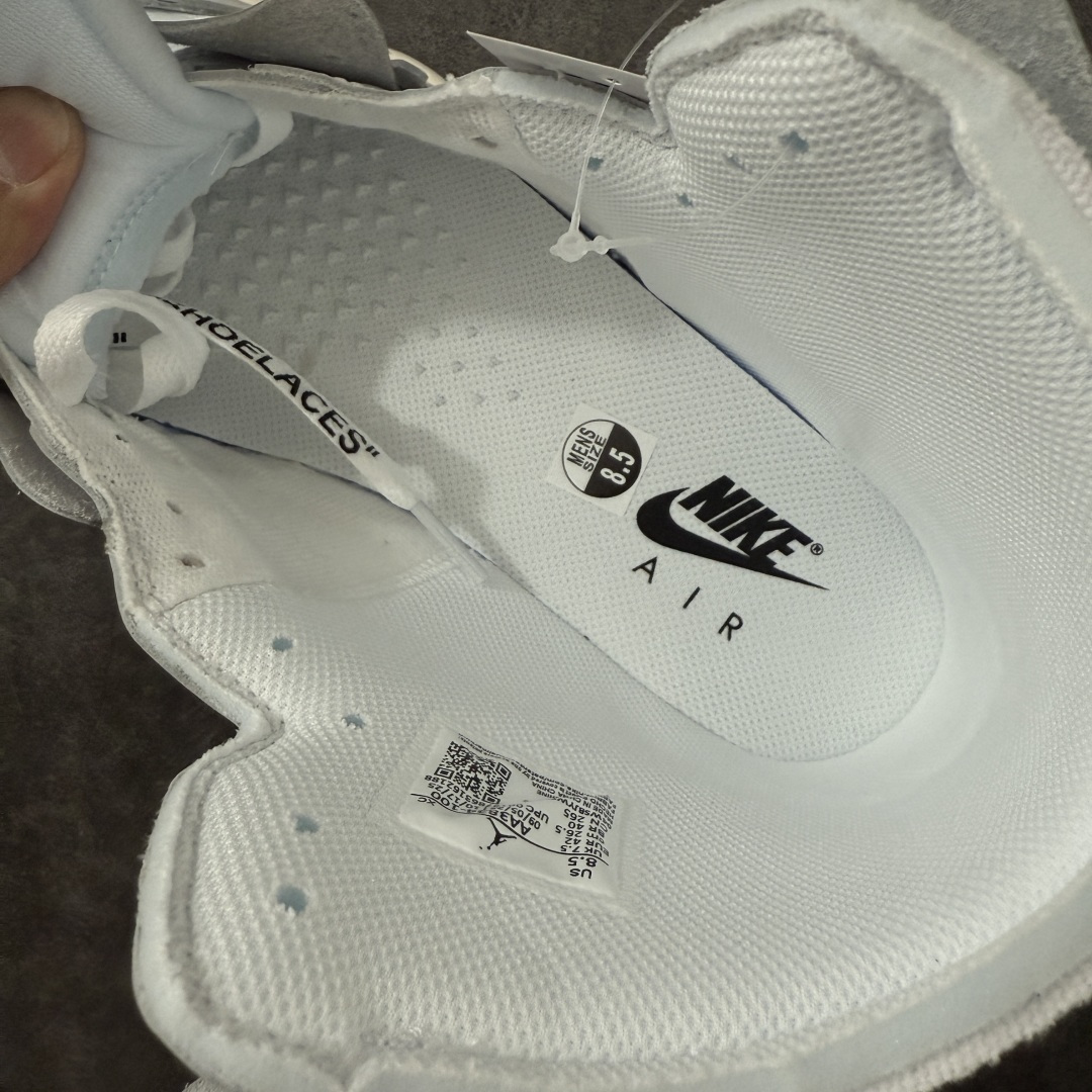 图片[7]-【OG纯原】AJ1 OW联名款 纯白 全白 欧洲限定Off White x Air Jordan 货号：AA3834-100 尺码：40-48.5 专业老厂出品 市场第一梯队品质 鞋面网纱、后跟港宝等材料 均采购来自原厂 针车孔深度 间距 极致还原乱真 所有模具原鞋拆解开发 此前历经多次曝光的Off-Whitex AirJordan1\”阿拉斯加\”已正式更名为 Virgil Abloh Archive x Air Jordan 1 High OG\”Alaska\”。这款鞋沿用2018年「欧限」版本的设计元素，同时采用侧边镂空式全新包装，搭配透明内盒与印有「现代主义并非新生事物」字样的阿布洛主题手册，呼应维吉尔的核心设计理念 尺码：40-48.5-选品中心