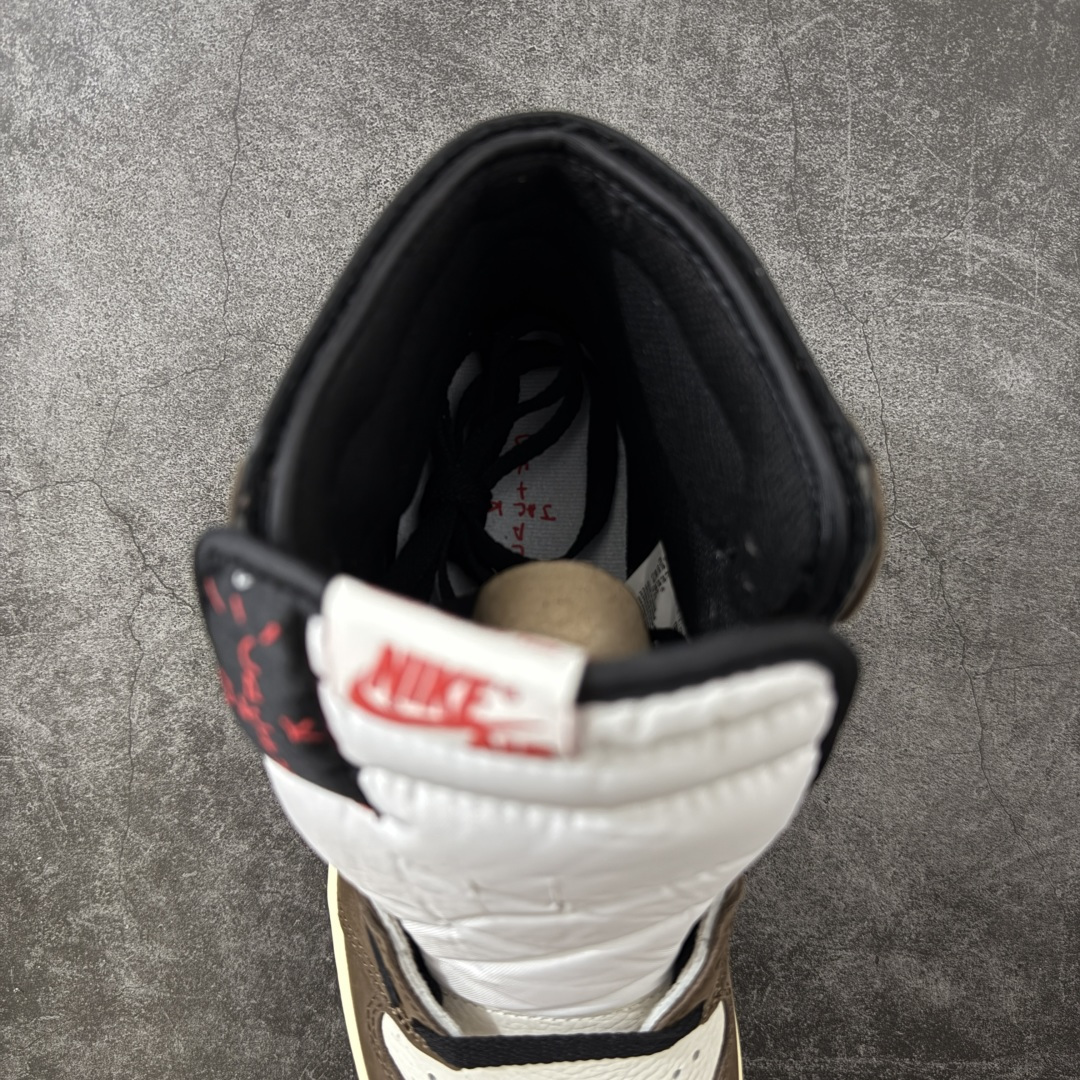 图片[8]-【原厂性价比版】Air Jordan 1 x Travis Scott AJ1 x TS联名黑棕倒钩高帮CD4487-100 全新品质 细节完美对比原版无可挑剔 头层皮料 实物无色差带绒感 细节多次校对 针车效果同步原鞋 刺绣拉到原厂定做 原楦原纸板开发 后跟弧度收口自然不对折 极致一眼正品既视感 进口玻璃冲刀皮料裁剪零毛边 鞋面高清洁度 QC检验标准 控制溢胶 鞋盒、防尘纸 配件鞋带 均采购来自原厂 尺码：40-47.5-选品中心