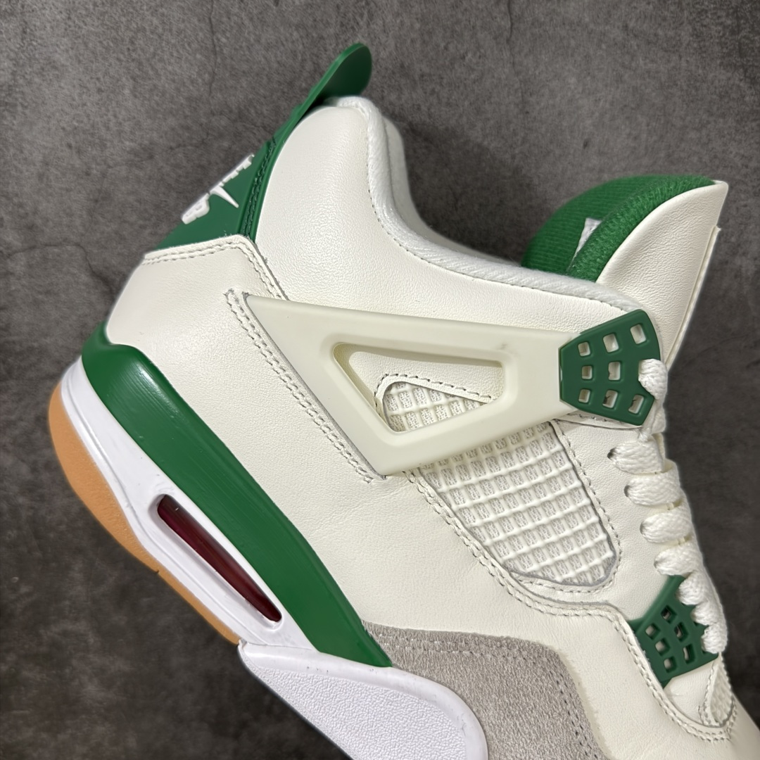 图片[7]-【H11纯原】SB x Air Jordan AJ4 Retro 白绿联名 DR5415-103 尺码：35.5 36 36.5 37.5 38 38.5 39 40 40.5 41 42 42.5 43 44 45 46 47.5 48.5 #纯原外贸平台特供订单 #全套原纸板楦头开发 #原厂特供材料配套加持 #确保原汁原味 完美呈现版型 #原档数据独家私模大底 #男女鞋同步官方开发至47.5 #原装进口轻量化鞋垫 #进口港宝加持 后跟自然饱满 还原公司包裹性 #鞋面采用原装数据贴合技术 #全方位贴合包裹脚型 #鞋跟部鞋底牵引设计 #提供强大的抓地性能 #更适应不同实战场地路面-选品中心