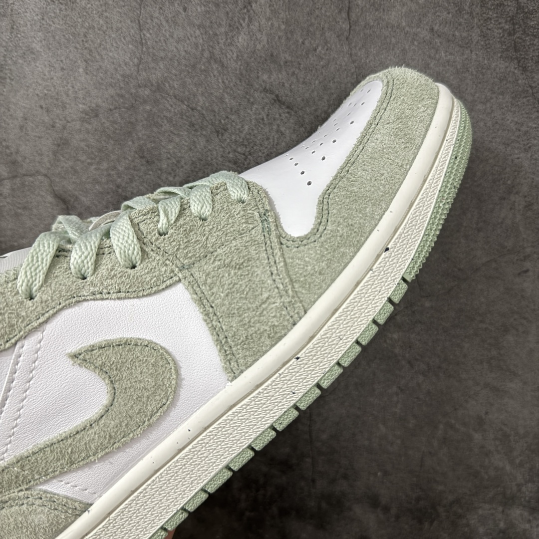 图片[6]-【H11纯原】Nike Air Jordan 1 Low OG AJ1舒适贴合 防滑耐磨 低帮 复古篮球鞋 男女同款 白浅绿 货号：FN5214-131 H11纯原外贸平台特供订单 全套原纸板楦头开发 原厂特供材料配套加持 确保原汁原味 完美呈现版型 原档数据独家私模大底 男女鞋同步官方开发至47.5 原装进口轻量化鞋垫 进口港宝加持 后跟自然饱满 还原公司包裹性 鞋面采用原装数据贴合技术 全方位贴合包裹脚型 鞋跟部鞋底牵引设计 提供强大的抓地性能 更适应不同实战场地路面 尺码：35.5 36 36.5 37.5 38 38.5 39 40 40.5 41 42 42.5 43 44 45 46 47.5-选品中心