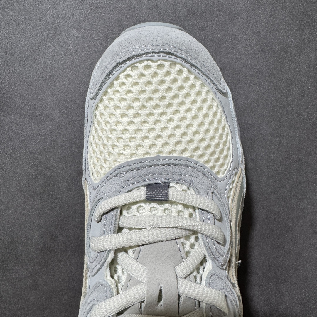 图片[8]-【公司级】AsicsGel-NYC C复古单品 2025年新款 亚瑟士ASICSTIGER 新款休闲鞋 厚底街头运动休闲鞋，ASICS亚瑟士推出全新GEL-NYC，彰显纽约都市活力。这次的新系列融入了多个版本GEL的经典设计风格，广受好评。其设计灵感来源于GEL-NIMBUS 3,GEL-MC PLUS V 和 GEL-CUMULUS 16 这些往日经典鞋款。GEL-NYC使用GEL-CUMULUS 16鞋款的鞋楦设计,展现了独特的现代化美学。鞋底采用了轻质发泡材料,并在后跟和前掌处采用了ASICS亚瑟士核心科技——GEL缓震胶,赋予鞋款强大的缓冲性能,提供了更柔软舒适的穿着体验。而在原有设计的启发之上,此次鞋款采用更贴合当今潮流趋势的材料和创新技术,展现出纽约充满活力的都市精神。 货号：1203A372-600 尺码：36-45-选品中心