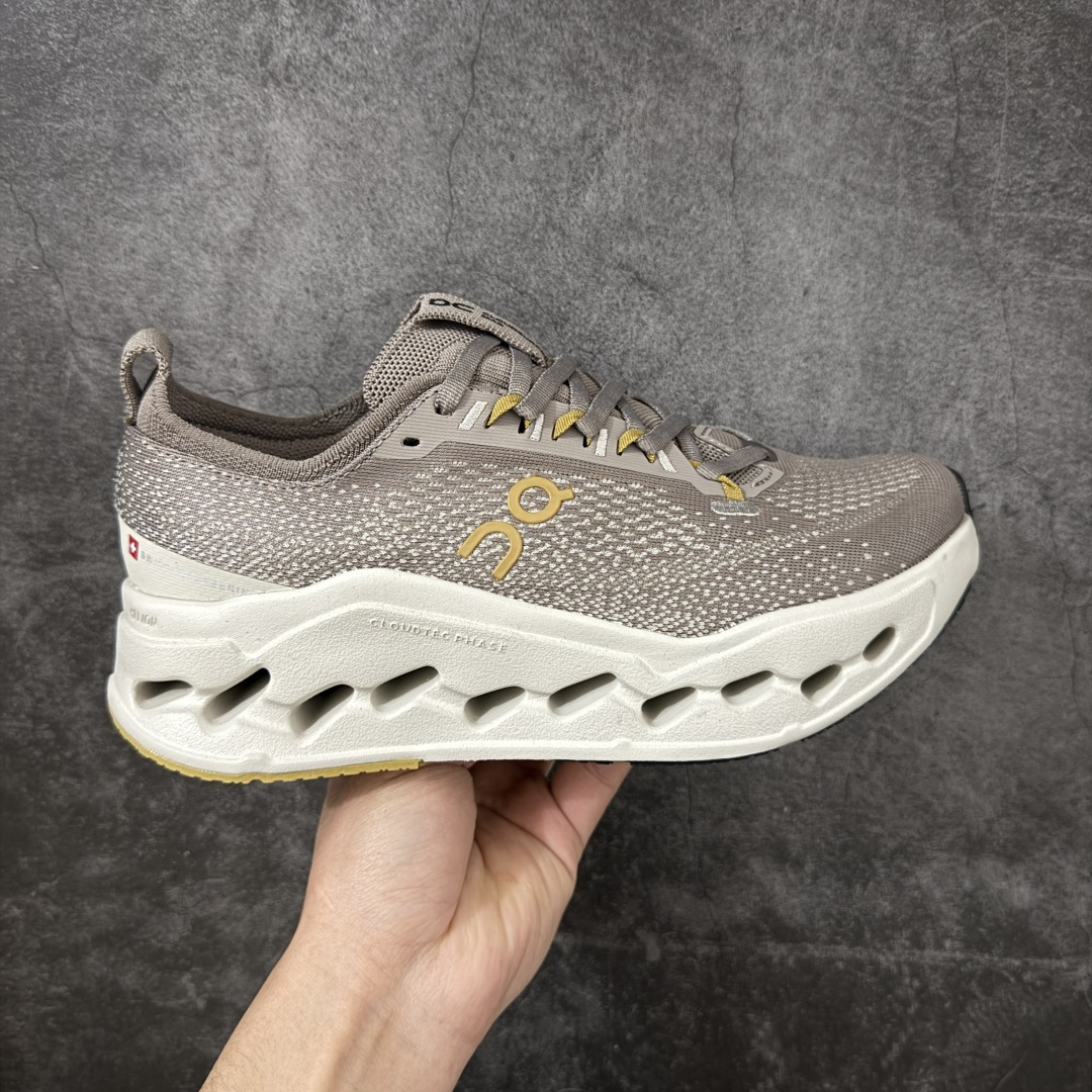 【PZ纯原】昂跑On Cloudsurfer Max CNY 纯原版本 特别推荐 做工版型材质非常到位 原数据开发纸版楦型 采用人体工程超薄透气网织布鞋面材质 搭镂空CloudTec®️科技泡棉缓震(4.5cm厘米)加厚中底 外置耐磨防滑橡胶底片 好看好穿 尺码：​36-46含半码出货 ​-选品中心