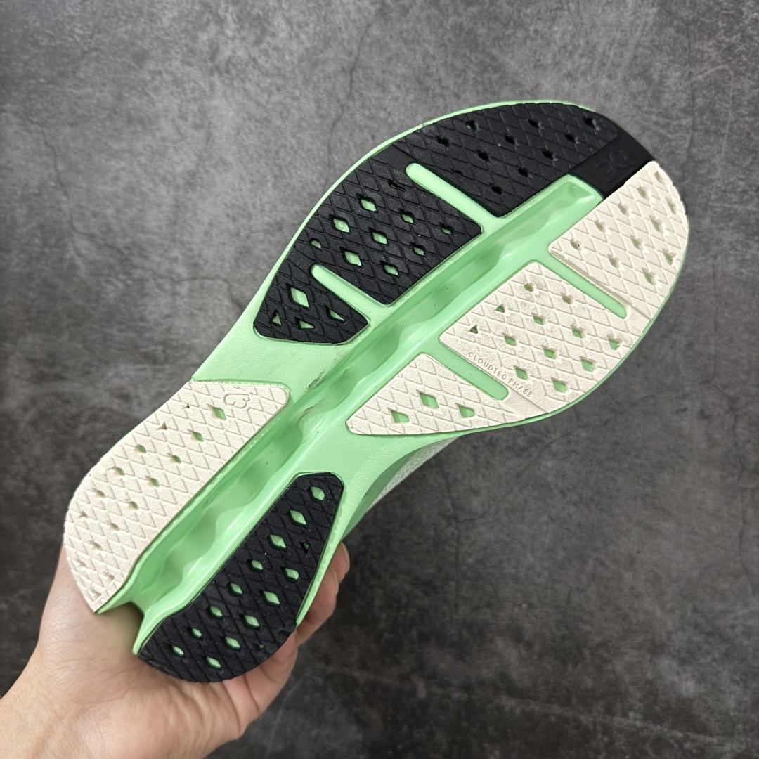 图片[9]-【PZ纯原】昂跑On Cloudsurfer Max CNY 纯原版本 特别推荐 做工版型材质非常到位 原数据开发纸版楦型 采用人体工程超薄透气网织布鞋面材质 搭镂空CloudTec®️科技泡棉缓震(4.5cm厘米)加厚中底 外置耐磨防滑橡胶底片 好看好穿 尺码：​36-46含半码出货 ​-选品中心