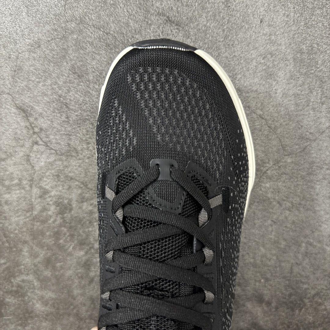 图片[5]-【PZ纯原】昂跑On Cloudsurfer Max CNY 纯原版本 特别推荐 做工版型材质非常到位 原数据开发纸版楦型 采用人体工程超薄透气网织布鞋面材质 搭镂空CloudTec®️科技泡棉缓震(4.5cm厘米)加厚中底 外置耐磨防滑橡胶底片 好看好穿 尺码：​36-46含半码出货 ​-选品中心