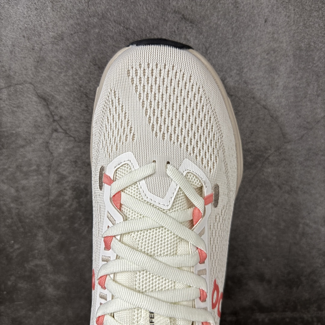 图片[5]-【PZ纯原】昂跑On Cloudsurfer Max CNY 马年限定 纯原版本 特别推荐 做工版型材质非常到位 原数据开发纸版楦型 采用人体工程超薄透气网织布鞋面材质 搭镂空CloudTec®️科技泡棉缓震(4.5cm厘米)加厚中底 外置耐磨防滑橡胶底片 好看好穿 尺码：​36-46含半码出货 ​-选品中心