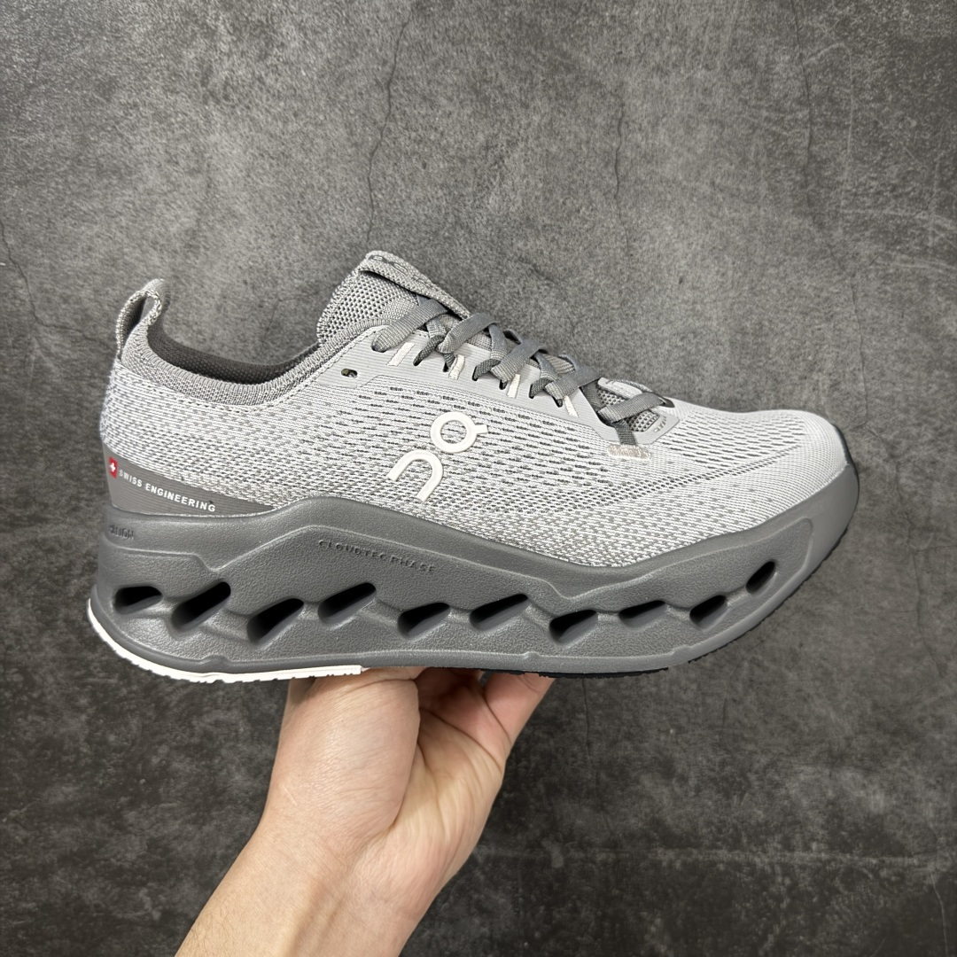 【PZ纯原】昂跑On Cloudsurfer Max CNY 马年限定 纯原版本 特别推荐 做工版型材质非常到位 原数据开发纸版楦型 采用人体工程超薄透气网织布鞋面材质 搭镂空CloudTec®️科技泡棉缓震(4.5cm厘米)加厚中底 外置耐磨防滑橡胶底片 好看好穿 尺码：​36-46含半码出货 ​-选品中心