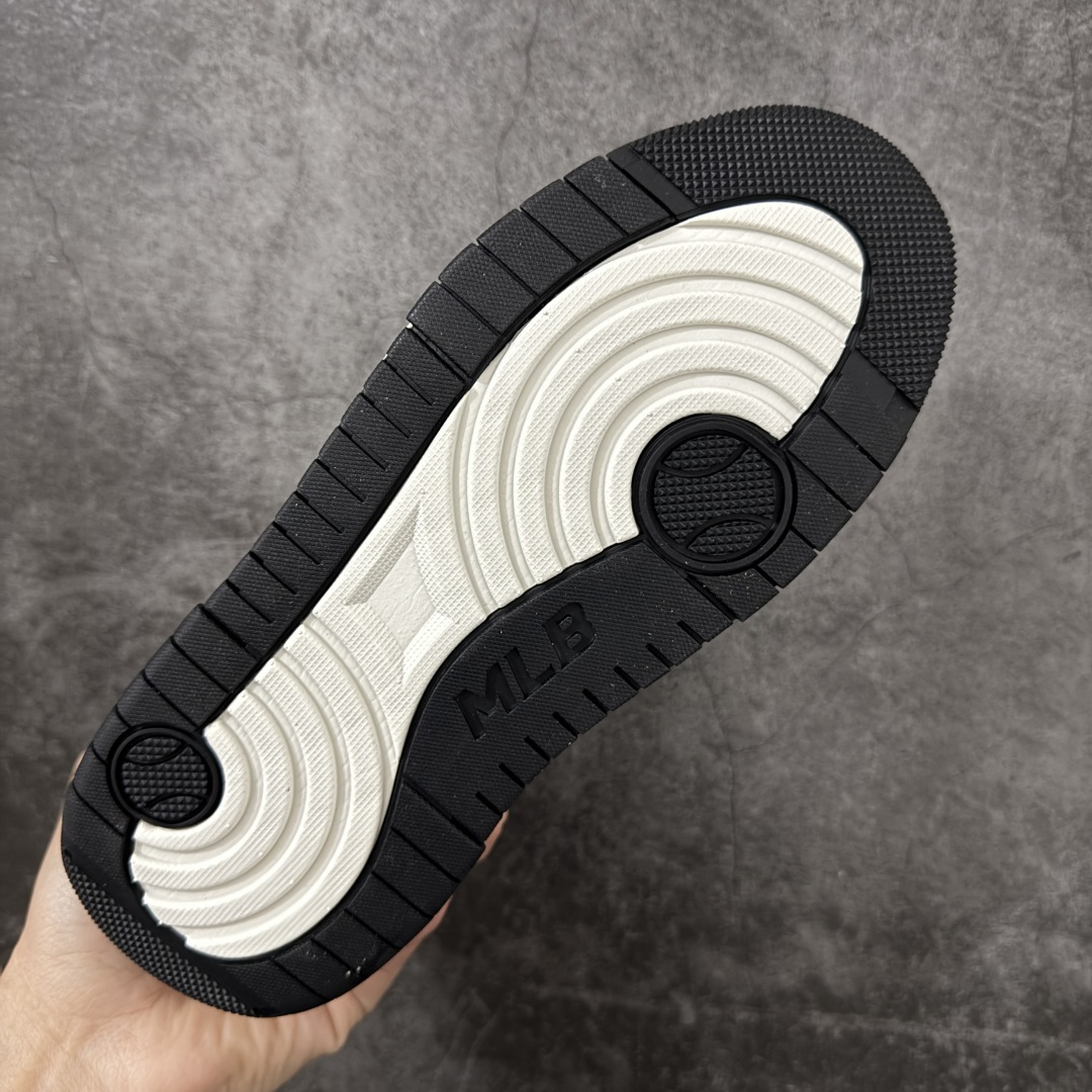 图片[9]-【纯原升级版】韩国洋基队NY大标潮流老爹鞋 MLB小白鞋市面上唯一顶级纯原版本 原材料打造 原楦原档案数据开发版型 完美鞋头弧度/后套收口效果🆚市面文案版本‼️ 原厂立体填充鞋舌海绵 中底注胶孔原数据开发模具大底 原厂转印标 保证不掉字 内增高6cm 原厂1：1模具开发 原厂进口纳米材质 原厂 全套手提袋 原盒雷射防伪标包装 天猫订单品质 官网尺码35-45-选品中心