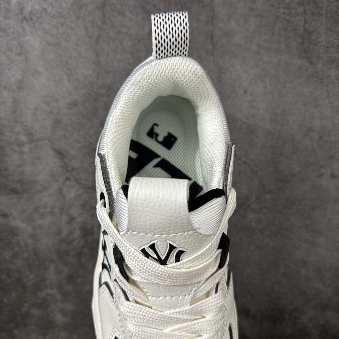 图片[8]-【纯原升级版】韩国洋基队NY大标潮流老爹鞋 MLB小白鞋市面上唯一顶级纯原版本 原材料打造 原楦原档案数据开发版型 完美鞋头弧度/后套收口效果🆚市面文案版本‼️ 原厂立体填充鞋舌海绵 中底注胶孔原数据开发模具大底 原厂转印标 保证不掉字 内增高6cm 原厂1：1模具开发 原厂进口纳米材质 原厂 全套手提袋 原盒雷射防伪标包装 天猫订单品质 官网尺码35-45-选品中心