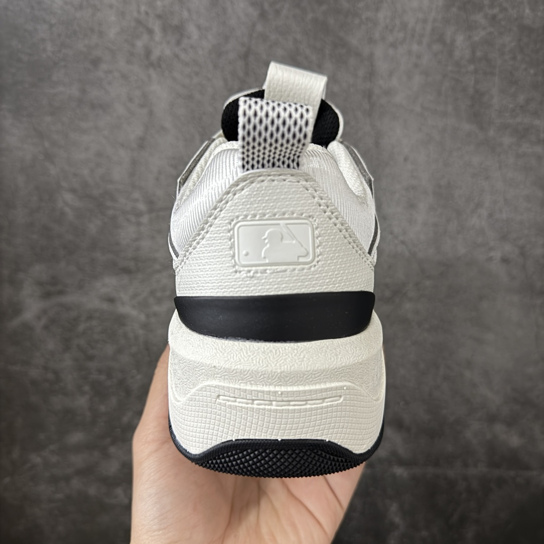 图片[4]-【纯原升级版】韩国洋基队NY大标潮流老爹鞋 MLB小白鞋市面上唯一顶级纯原版本 原材料打造 原楦原档案数据开发版型 完美鞋头弧度/后套收口效果🆚市面文案版本‼️ 原厂立体填充鞋舌海绵 中底注胶孔原数据开发模具大底 原厂转印标 保证不掉字 内增高6cm 原厂1：1模具开发 原厂进口纳米材质 原厂 全套手提袋 原盒雷射防伪标包装 天猫订单品质 官网尺码35-45-选品中心