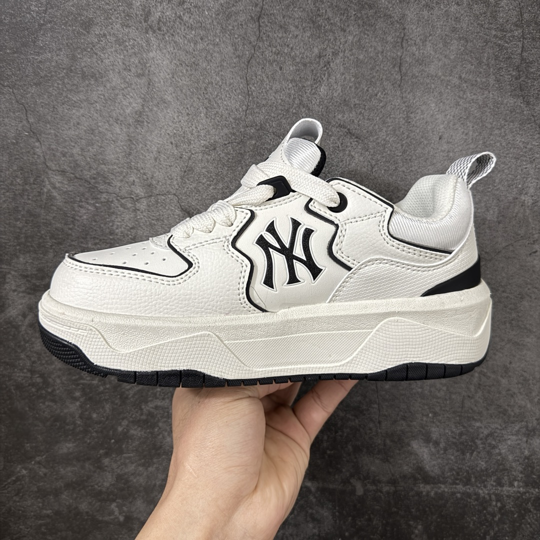 图片[2]-【纯原升级版】韩国洋基队NY大标潮流老爹鞋 MLB小白鞋市面上唯一顶级纯原版本 原材料打造 原楦原档案数据开发版型 完美鞋头弧度/后套收口效果🆚市面文案版本‼️ 原厂立体填充鞋舌海绵 中底注胶孔原数据开发模具大底 原厂转印标 保证不掉字 内增高6cm 原厂1：1模具开发 原厂进口纳米材质 原厂 全套手提袋 原盒雷射防伪标包装 天猫订单品质 官网尺码35-45-选品中心