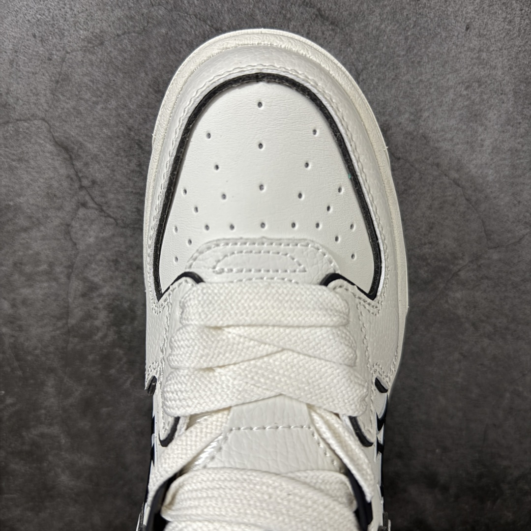图片[5]-【纯原升级版】韩国洋基队NY大标潮流老爹鞋 MLB小白鞋市面上唯一顶级纯原版本 原材料打造 原楦原档案数据开发版型 完美鞋头弧度/后套收口效果🆚市面文案版本‼️ 原厂立体填充鞋舌海绵 中底注胶孔原数据开发模具大底 原厂转印标 保证不掉字 内增高6cm 原厂1：1模具开发 原厂进口纳米材质 原厂 全套手提袋 原盒雷射防伪标包装 天猫订单品质 官网尺码35-45-选品中心