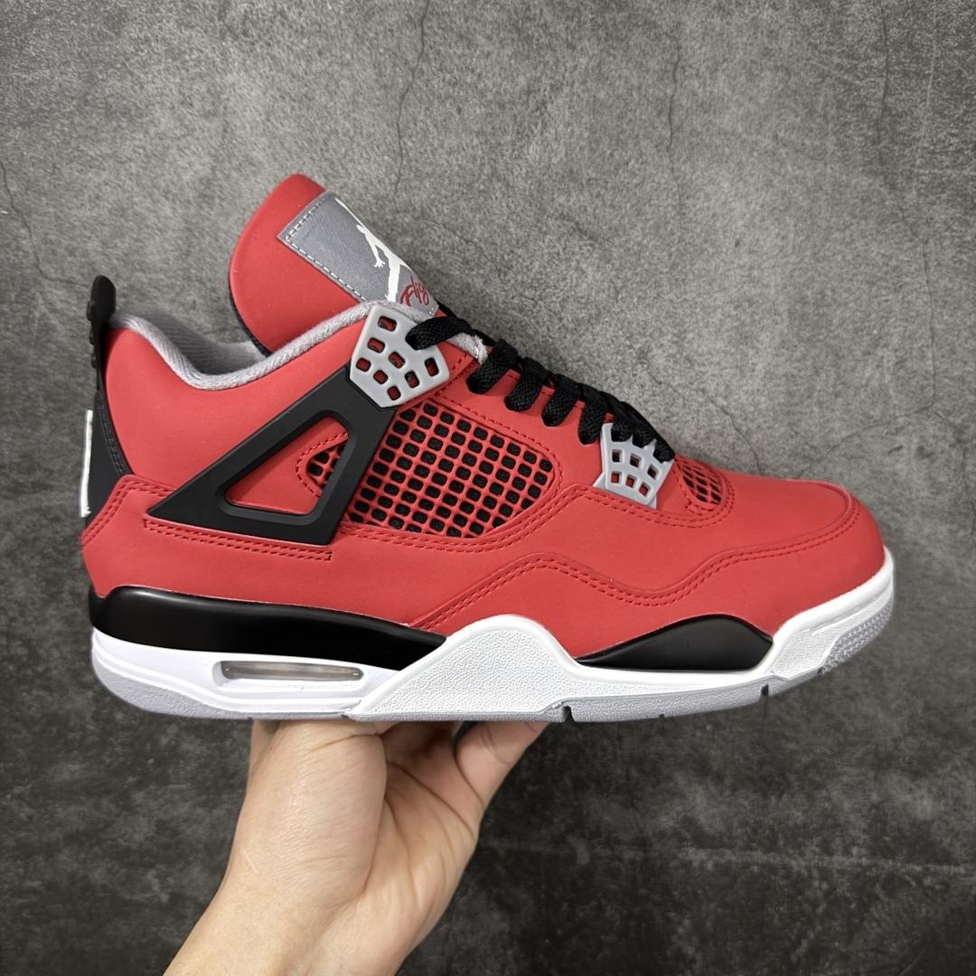 【KZ纯原版】Air Jordan 4 Retro AJ4 2026复刻公牛红黑 FQ8138-600 原汁原味完美呈现四代版型 一比一鞋头弧度高度趴度鞋身弧度 原厂麂皮绒皮料材质 数据细节工艺流程均保持公司一致 细节品控鞋型随意秒杀市面版本 原厂TPU网格鞋带扣 正确内里网布 菱角分明不变形无多余毛边 柔软性质感一致于原鞋 原厂织唛标 原厂飞人电绣工艺 独家绑鞋带手法 印刷中底布 四线拉帮 米色美纹纸贴合固定 进口港宝加持 后跟自然饱满 全鞋荧光划线卡点 追求极致完美 每一双都是工艺品 多重QC质检 超越公司货的品控标准 实实在在的免检产品 尺码：36-48.5-选品中心
