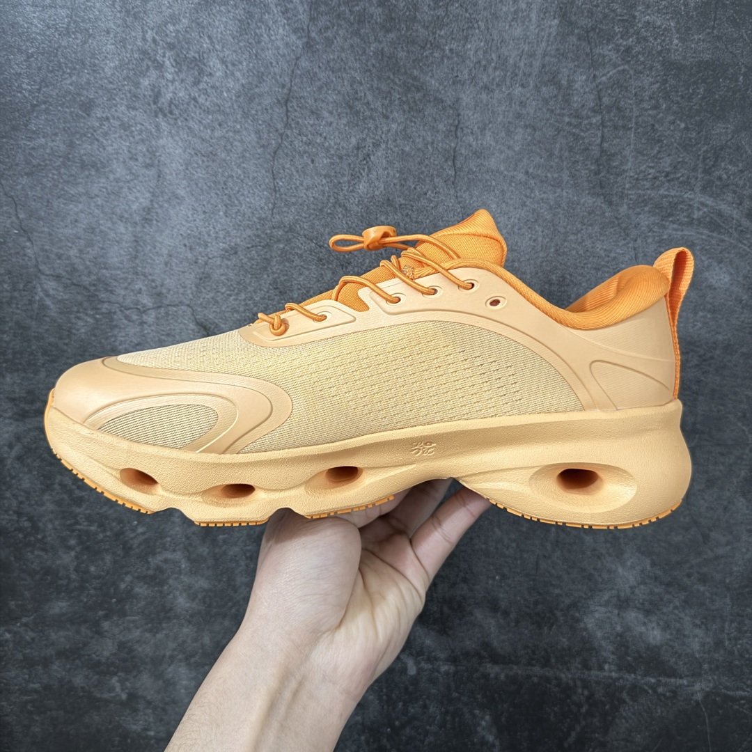 图片[2]-【莞产顶级】LOEWE罗意威 x ON昂跑 联名款 Cloudsolo系列 •原鞋一致橡胶底 原版高弹MD 加爆米花料 •正确后跟小蛮腰 •Logo立体有光泽度 •正确鞋头饱满立体 •鞋舌TPU立体高频 •正确鞋面网布多层厚实材料 •后跟织带高频立体 织带上浆加硬 •正确鞋带头滴胶柔软 •正确鞋垫前薄后厚有弹性（欧奈斯材料，非普通海玻璃） 尺码：36 36.5 37 37.5 38 38.5 39 40 40.5 41 42 42.5 43 44 44.5 45 46（真半码）-选品中心