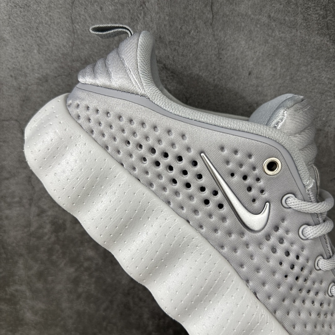 图片[7]-【公司级】NK Mind 002 黑科技足底按摩舒适贴合训练鞋 HQ4308-003 该系列首作 Mind 001 从神经科学中汲取灵感，打造出一款不仅外观独特，更能为穿着者带来别样感知体验的球鞋，此次新作将继续延续此核心方向。历时十年打磨的 Mind 系列，承载着 Nike 对未来鞋款的愿景呈现。系列中的每双鞋，外底均由 22 个独立泡沫结节构成，旨在模拟赤足般的体验。这些结节通过与足底感官感受器的相互作用，从而促进人体的自然步态。 尺码：36 36.5 37.5 38 38.5 39 40 40.5 41 42 42.5 43 44 44.5 45-选品中心