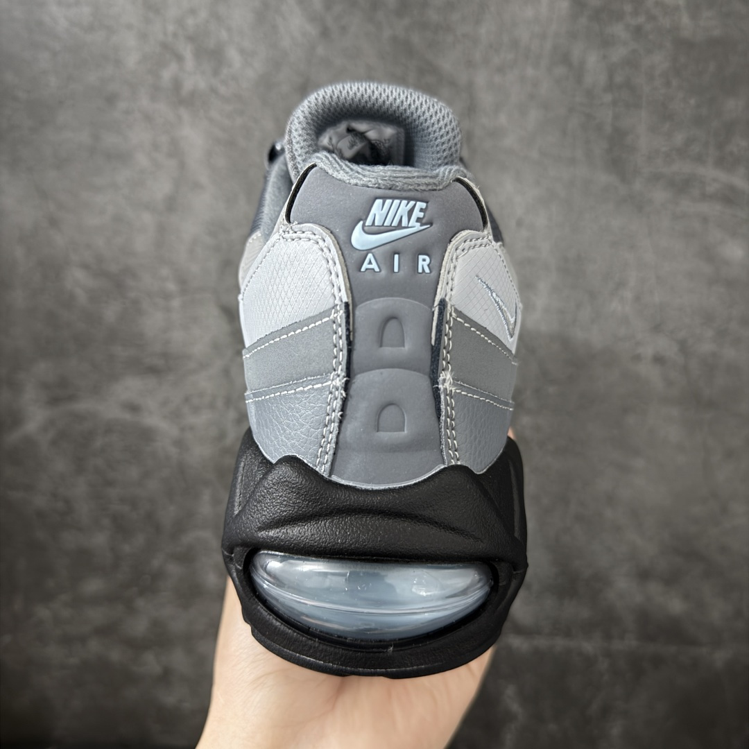 图片[4]-【顶级芯片版】Nike Air Max 95 黑灰色 货号：IB7682-001 顶级版 开发数月 原版开发 多道QC质检 鞋型完美复刻 原厂级别工艺 正确色卡 正确气垫蓝光 正确大底 独家私模 采用进口头层牛皮拼接 定位高端市场 行业标杆工艺 尺码：40 40.5 41 42 42.5 43 44 44.5 45 46-选品中心