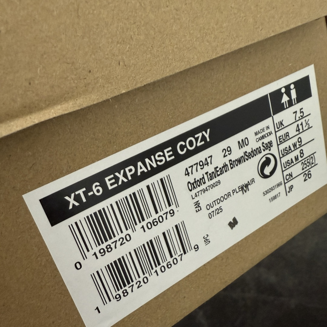 图片[10]-【纯原版】 Salomon XT-6 萨洛蒙复古潮流户外机能登山跑鞋 477947 纯原外贸平台特供订单 耗时半年巨作 全套原纸板楦头开发 原厂特供网布配套加持 确保原汁原味 完美呈现版型 原档数据独家私模五层组合大底 原装Ortholite轻量化鞋垫 中底布带钢印编号 原厂TPU锁扣 进口港宝加持 后跟自然饱满 还原公司包裹性 鞋面以“锯齿”状的包裹系统呈现 在基色底之下加入了各种色点缀 将公司的最新技术和时尚前卫的造型融入耐用的长跑款式中 鞋面由 TPU 薄膜制成 并焊接在高耐磨网眼上 使其既时尚又坚固 由 ACS底盘支撑 可增强稳定性和支撑力 以及由橡胶凸耳 Contragrip外底覆盖的 EVA 缓冲中底 旨在应对崎岖的地形 鞋舌上的彩色Salomon 标签、Quicklace 系统以及鞋头、鞋舌和鞋跟上的附加品牌使细节更加完美 让穿着者可以轻松驾驭户外与通勤下的任何运动生活场景 无缝鞋身户外随意纵横 颜值与脚感兼备 出街通勤 绝对非常吸睛 你值得拥有 尺码：36 36.5 37.5 38 38.5 39 40 40.5 41 42 42.5 43 44 44.5 45-选品中心