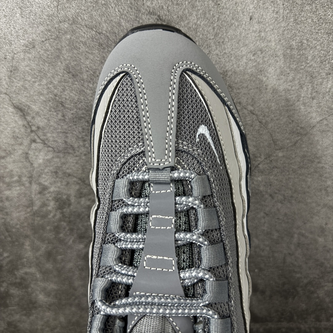 图片[5]-【顶级芯片版】Nike Air Max 95 黑灰色 货号：IB7682-001 顶级版 开发数月 原版开发 多道QC质检 鞋型完美复刻 原厂级别工艺 正确色卡 正确气垫蓝光 正确大底 独家私模 采用进口头层牛皮拼接 定位高端市场 行业标杆工艺 尺码：40 40.5 41 42 42.5 43 44 44.5 45 46-选品中心