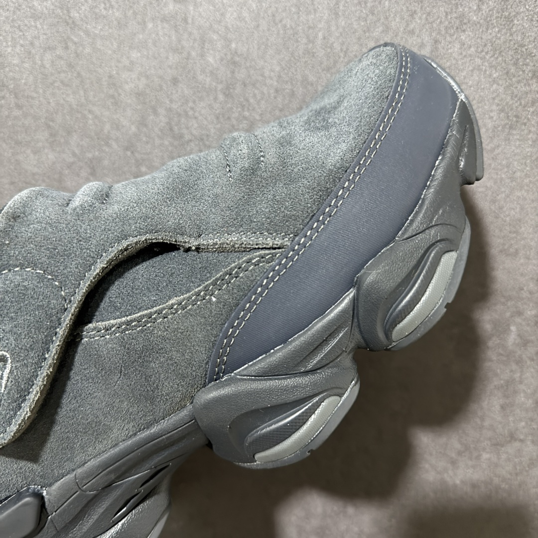 图片[7]-【福利特价】New Balance 8040 融合设计款 减震防滑耐磨透气休闲跑运动鞋 New Balance 8040虽然这款运动鞋的上半部分是全新的 但下半部分则直接沿用了2022年的9060型号 中底采用厚重设计 融合了Abzorb 技术 增加了弹性 它还配有SBS 缓冲垫和抓地力强的橡胶外底 货号：U8040UOA 尺码：39.5 40 40.5 41.5 42 42.5 43 44 44.5 45 46 47-选品中心