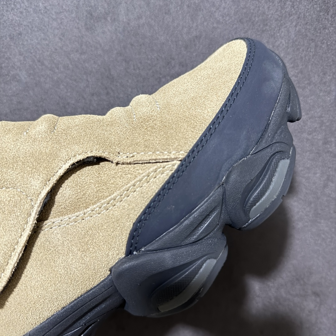 图片[7]-【福利特价】New Balance 8040 融合设计款 减震防滑耐磨透气休闲跑运动鞋 New Balance 8040虽然这款运动鞋的上半部分是全新的 但下半部分则直接沿用了2022年的9060型号 中底采用厚重设计 融合了Abzorb 技术 增加了弹性 它还配有SBS 缓冲垫和抓地力强的橡胶外底 货号：U8040UOG 尺码：39.5 40 40.5 41.5 42 42.5 43 44 44.5 45 46 47-选品中心