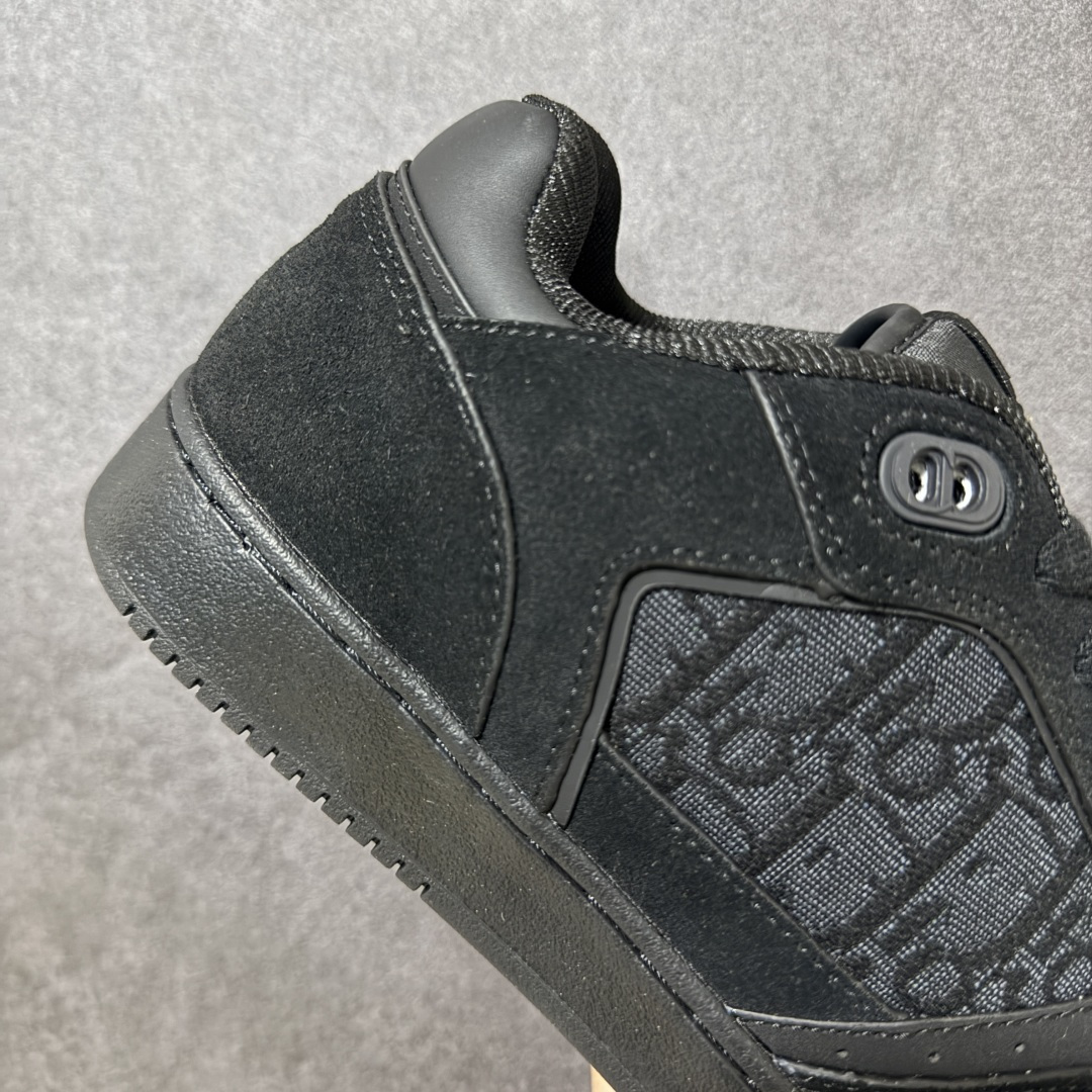 图片[8]-【YH扫描版本】DIOR B27 Low \’Dior Oblique Galaxy 迪奥 低帮 牛皮织物徽标印花低邦休闲板鞋 这款B27低帮运动鞋是该系列新品，延续Dior的经典款式。采用灰色光滑牛皮革精心制作，侧面饰以米色和黑色Obliquex印花镶片；\”CD Lcons\”造型的鞋带孔眼巧妙精致，双色橡胶鞋底、后侧鞋口和鞋跟处均带有品牌标志性细节，提升格调。时尚百搭，可为各式造型增光添彩。 尺码：38 39 40 41 42 43 44 45 46 编码： XSB270280-选品中心