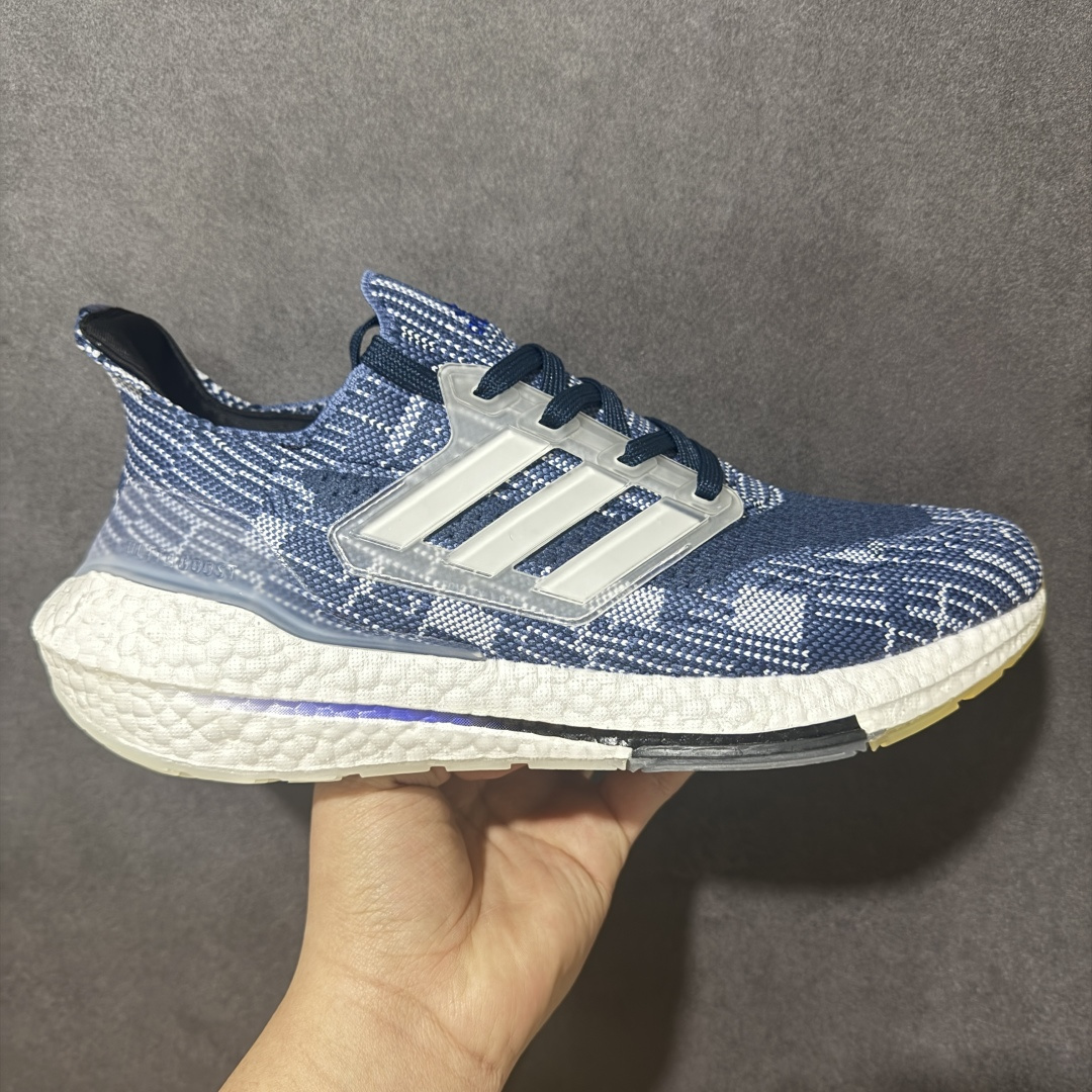 【公司级福利】Adidas UltraBoost 21 加厚爆米花袜套式针织鞋面休闲运动慢跑鞋 UB7.0 爆米花跑鞋 FX7729 大厂福利 完美品质 全掌真爆米花软弹大底 做工清洁度超高 针织网面透气有弹性 无论是休闲健身 还是日常穿搭都很到位 尺码：36 36.5 37 38 38.5 39 40 40.5 41 42 42.5 43 44 45-选品中心