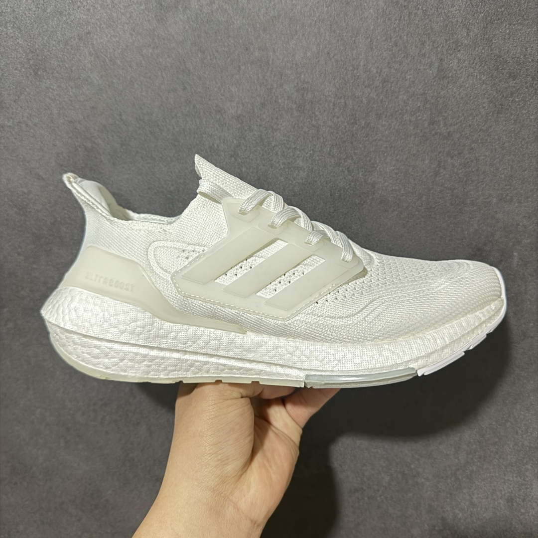 【公司级福利】Adidas UltraBoost 21 加厚爆米花袜套式针织鞋面休闲运动慢跑鞋 UB7.0 爆米花跑鞋 FY0379 大厂福利 完美品质 全掌真爆米花软弹大底 做工清洁度超高 针织网面透气有弹性 无论是休闲健身 还是日常穿搭都很到位 尺码：36 36.5 37.5 38 38.5 39 40 40.5 41 42 42.5 43 44 45-选品中心