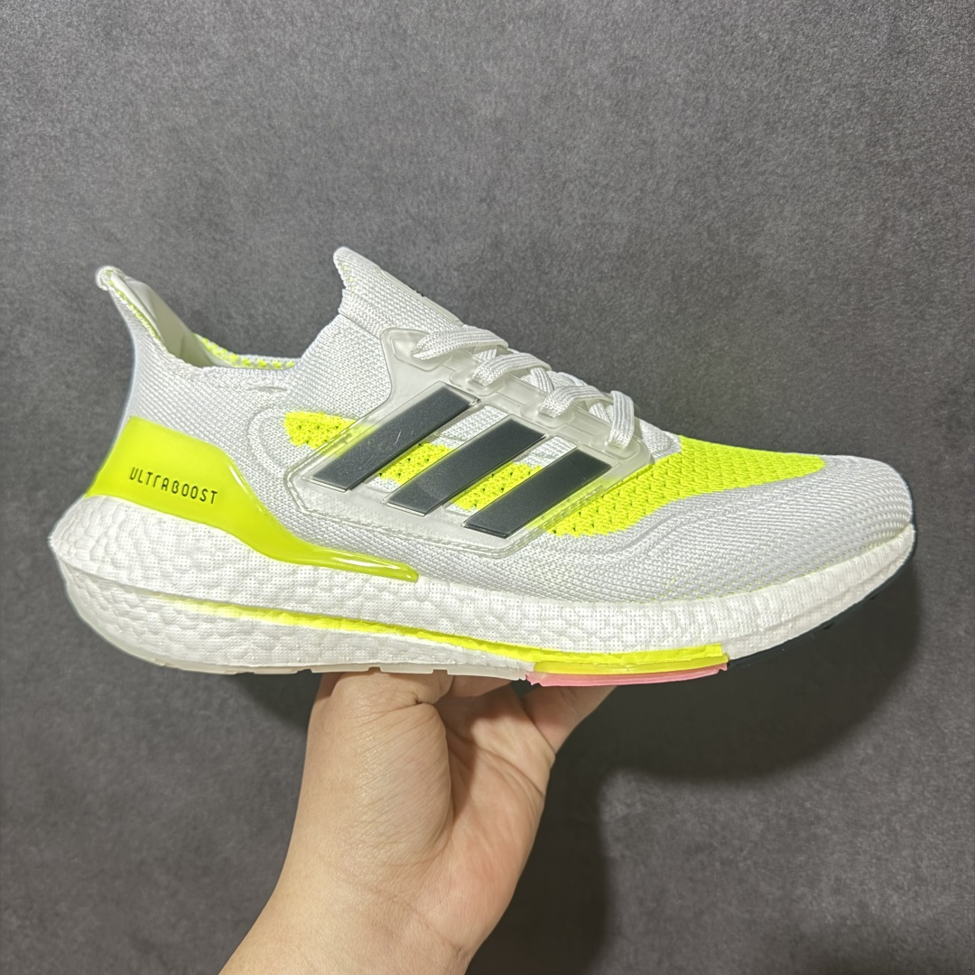 【公司级福利】Adidas UltraBoost 21 加厚爆米花袜套式针织鞋面休闲运动慢跑鞋 UB7.0 爆米花跑鞋 FY0377 大厂福利 完美品质 全掌真爆米花软弹大底 做工清洁度超高 针织网面透气有弹性 无论是休闲健身 还是日常穿搭都很到位 尺码：36 36.5 37 38 38.5 39 40 40.5 41 42 42.5 43 44 45-选品中心