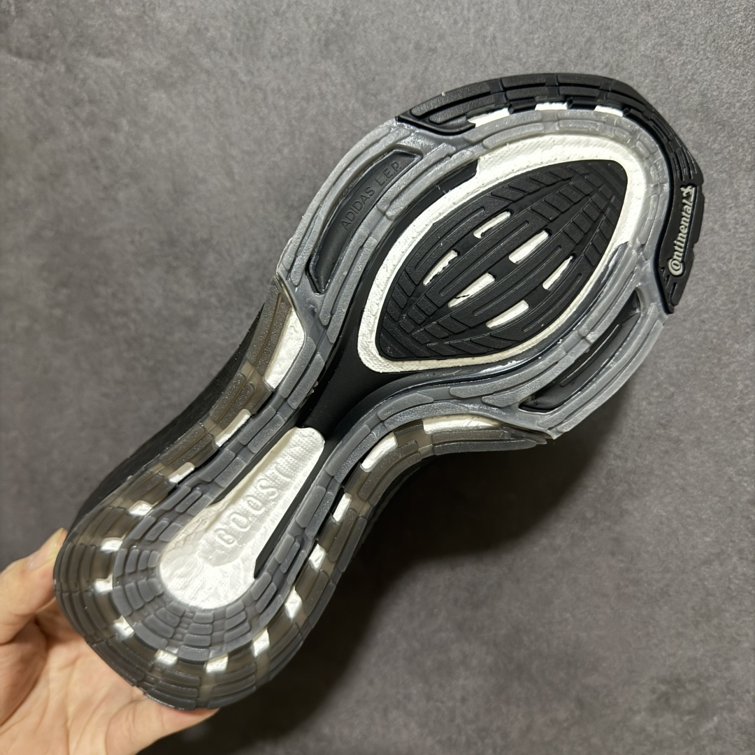 图片[9]-【公司级福利】Adidas UltraBoost 21 加厚爆米花袜套式针织鞋面休闲运动慢跑鞋 UB7.0 爆米花跑鞋 FY0306 大厂福利 完美品质 全掌真爆米花软弹大底 做工清洁度超高 针织网面透气有弹性 无论是休闲健身 还是日常穿搭都很到位 尺码：36 36.5 37.5 38 38.5 39 40 40.5 41 42 42.5 43 44 45-选品中心