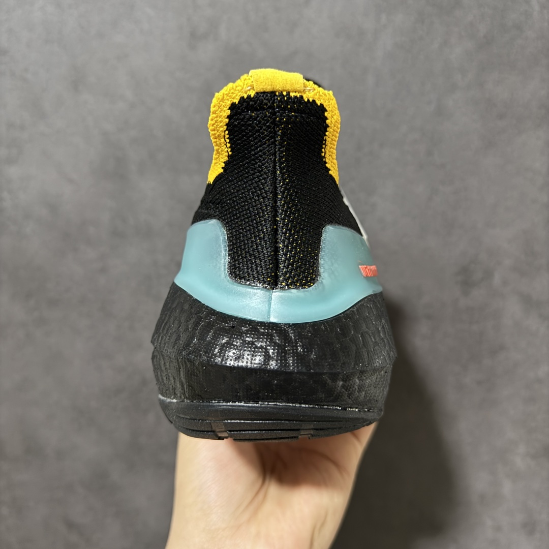 图片[4]-【公司级福利】Adidas UltraBoost 21 加厚爆米花袜套式针织鞋面休闲运动慢跑鞋 UB7.0 爆米花跑鞋 S23870 大厂福利 完美品质 全掌真爆米花软弹大底 做工清洁度超高 针织网面透气有弹性 无论是休闲健身 还是日常穿搭都很到位 尺码：36 36.5 37.5 38 38.5 39 40 40.5 41 42 42.5 43 44 45-选品中心