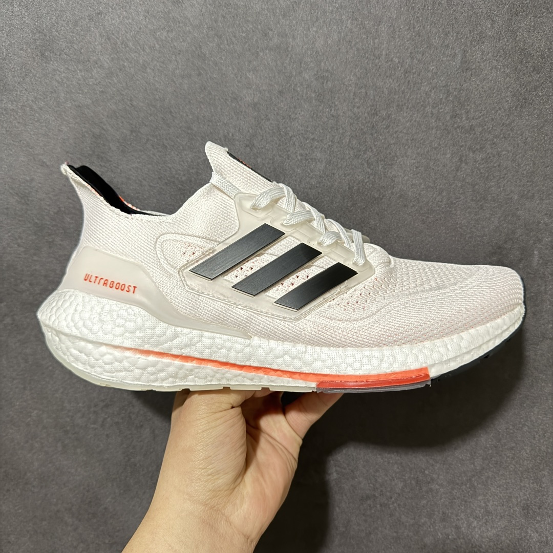 【公司级福利】Adidas UltraBoost 21 加厚爆米花袜套式针织鞋面休闲运动慢跑鞋 UB7.0 爆米花跑鞋 S23863 大厂福利 完美品质 全掌真爆米花软弹大底 做工清洁度超高 针织网面透气有弹性 无论是休闲健身 还是日常穿搭都很到位 尺码：36 36.5 37.5 38 38.5 39 40 40.5 41 42 42.5 43 44 45-选品中心