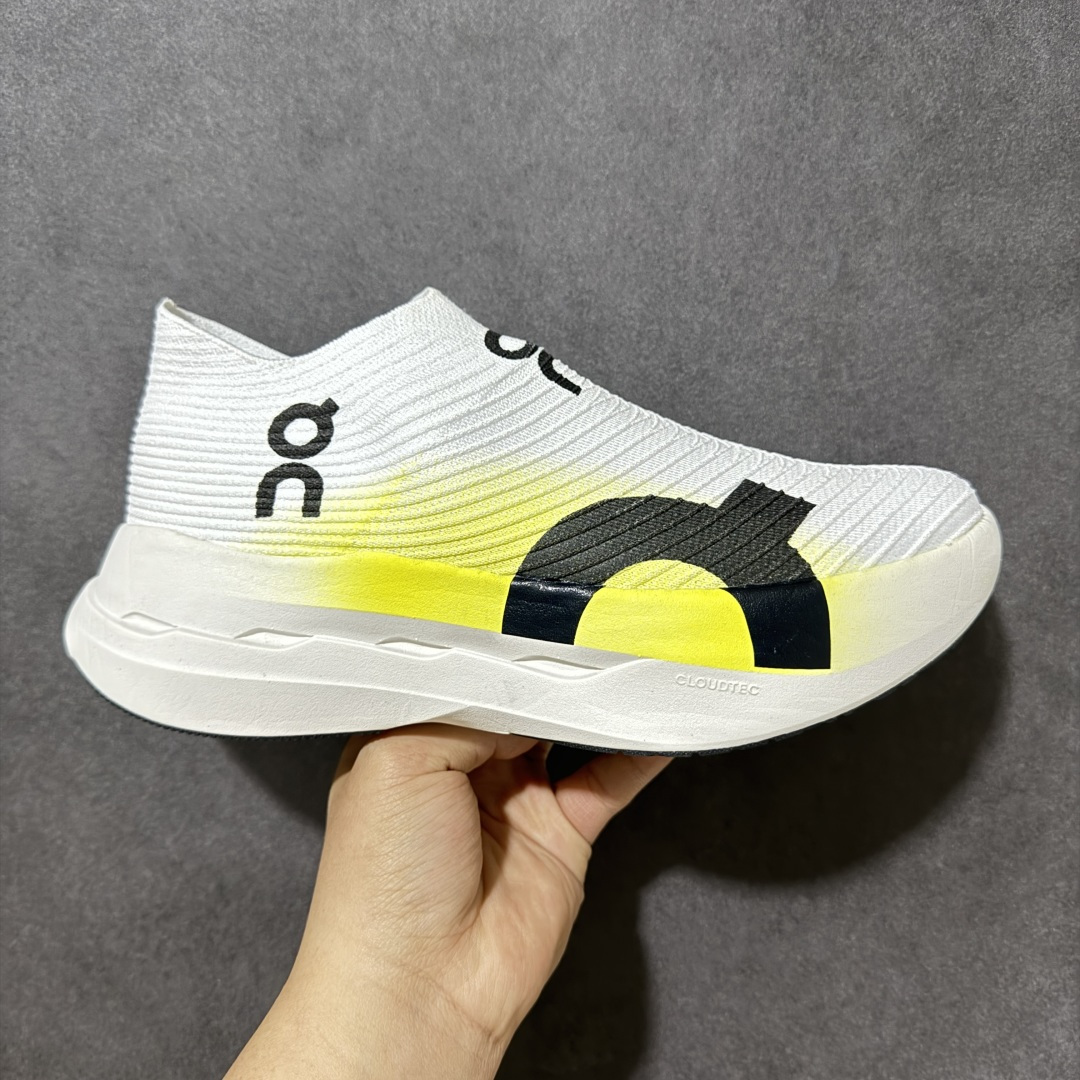 【PZ纯原】On昂跑Cloudboom Strike LS 袜子鞋跑鞋 纯原版本 特别推荐 做工版型材质非常到位 原数据开发纸版楦型 采用人体工程超薄透气网织布鞋面材质 搭镂空CloudTec®️科技泡棉缓震(4.5cm厘米)加厚中底 外置耐磨防滑橡胶底片 好看好穿 尺码：​36-45 无半码 ​-选品中心