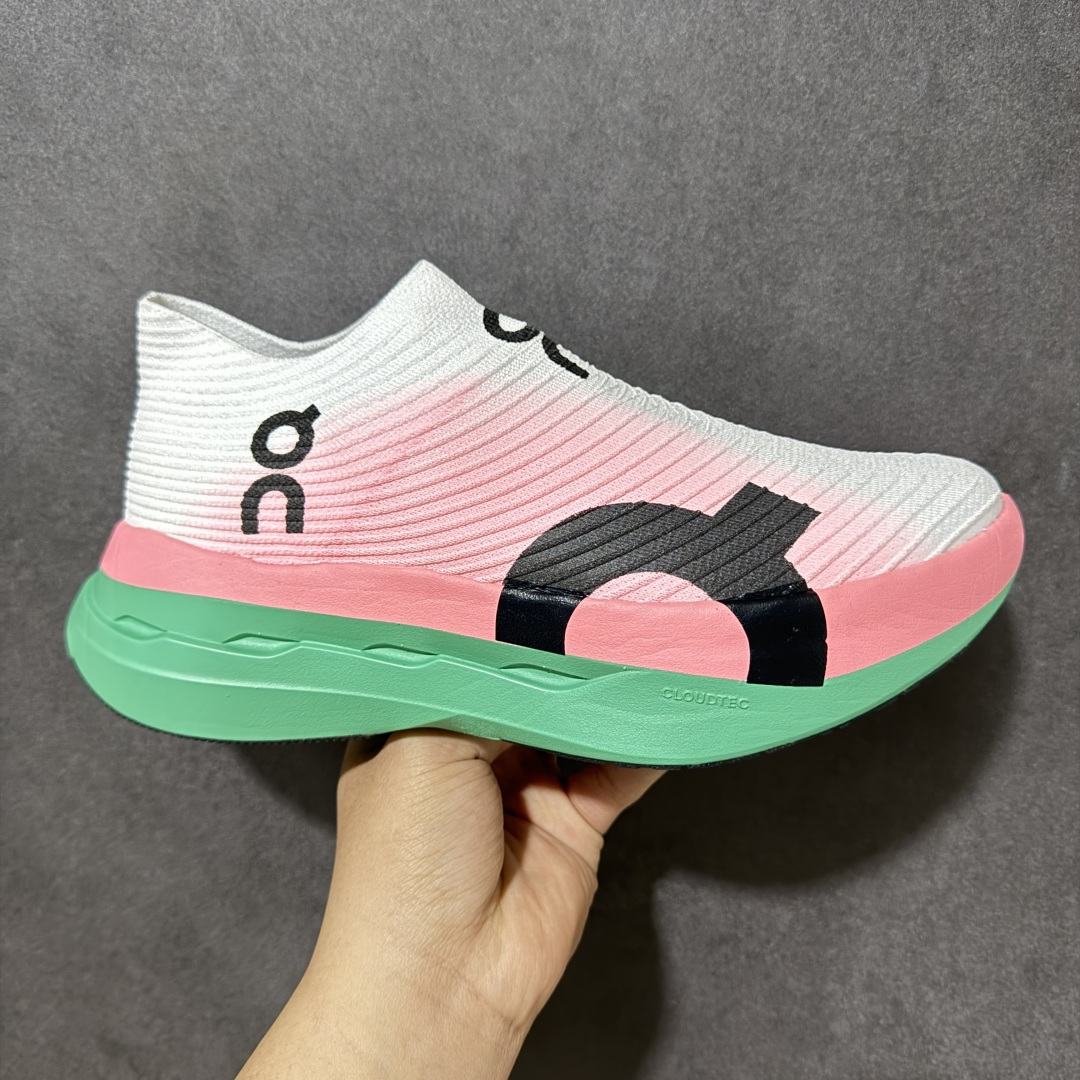 【PZ纯原】On昂跑Cloudboom Strike LS 袜子鞋跑鞋 纯原版本 特别推荐 做工版型材质非常到位 原数据开发纸版楦型 采用人体工程超薄透气网织布鞋面材质 搭镂空CloudTec®️科技泡棉缓震(4.5cm厘米)加厚中底 外置耐磨防滑橡胶底片 好看好穿 尺码：​36-45 无半码 ​-选品中心