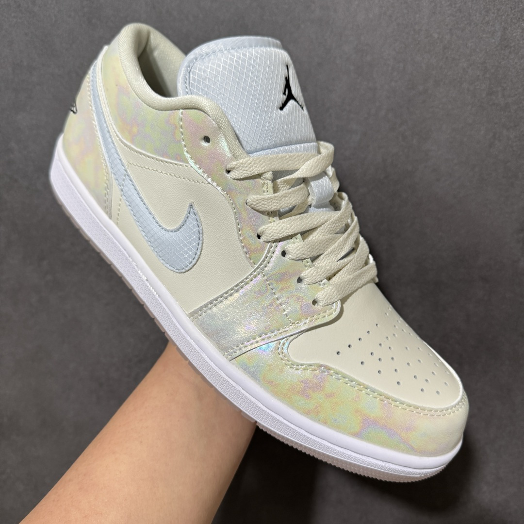 图片[3]-【H11纯原】Nike Air Jordan 1 Low SE AJ1 乔一 舒适贴合 防滑耐磨 低帮 复古篮球鞋 货号：HF4080-001 尺码：35.5 36 36.5 37.5 38 38.5 39 40 40.5 41 42 42.5 43 44 45 46 47.5 #H11顶级纯原 纯原外贸平台特供订单 #全套原纸板楦头开发 #原厂特供材料配套加持 #确保原汁原味 完美呈现版型 #原档数据独家私模大底 #男女鞋同步官方开发至47.5 #原装进口轻量化鞋垫 #进口港宝加持 后跟自然饱满 还原公司包裹性 #鞋面采用原装数据贴合技术 #全方位贴合包裹脚型 #鞋跟部鞋底牵引设计 #提供强大的抓地性能 #更适应不同实战场地路面-选品中心