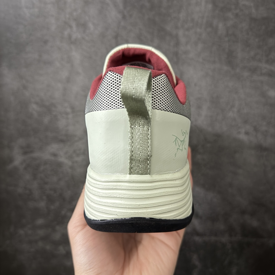 图片[4]-【正确版】Arcteryx始祖鸟 Konseal FL 运动舒适 防滑耐磨 低帮 户外功能鞋 独家原底面配置 全套原厂生产指令 内外盒标包装纸鞋带配件均同步公司 采用不开胶工艺 半个月内开胶直接换新 采用纯原材料 多处细节 9道工艺 跟Zp一致 防水防滑效果做到1/采用不开胶工艺 进口胶水 无异味细节没得说欢迎对比市面上的任何版本 尺码： 39 40 41 42 43 44 45-选品中心