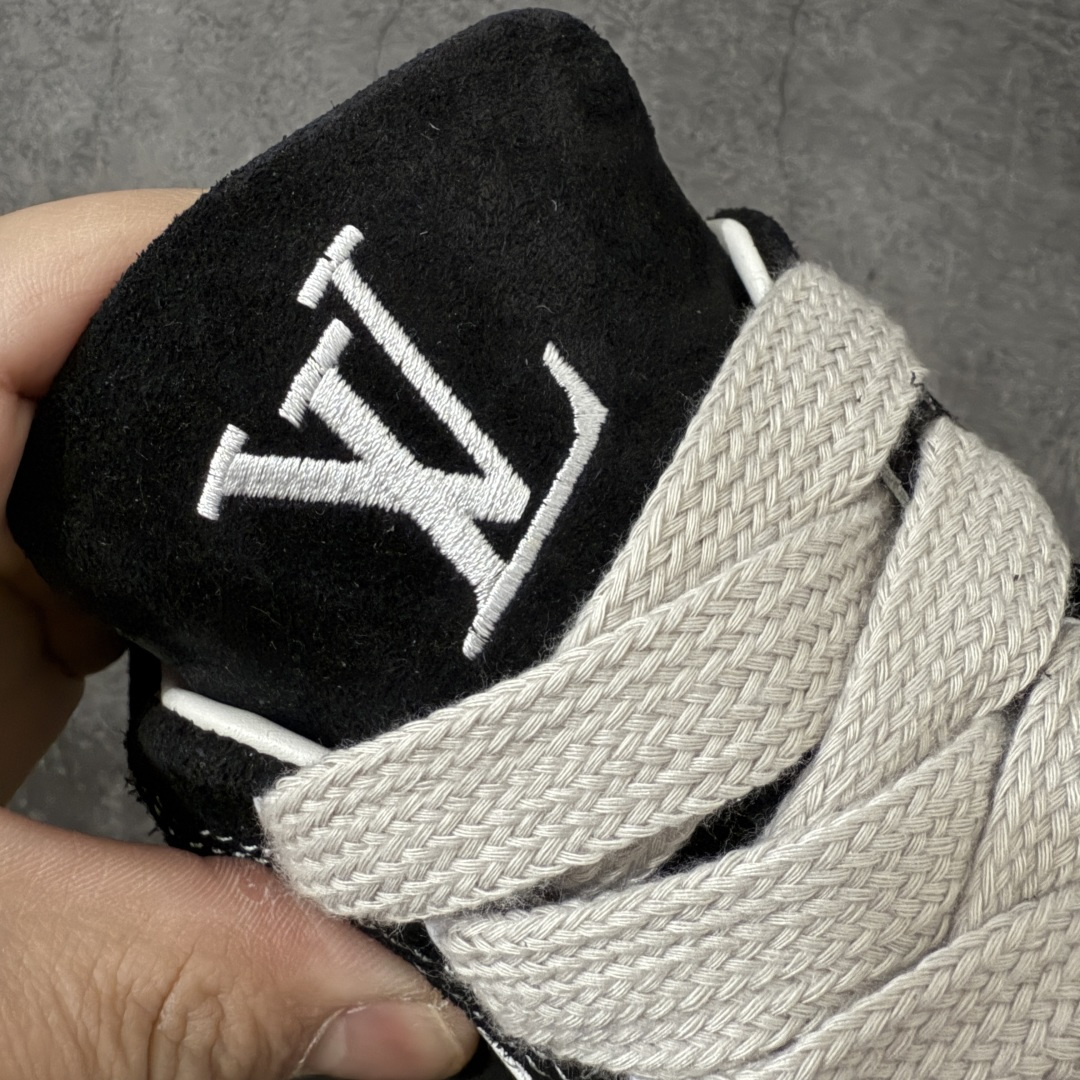 LV 路易威登LOUIS VUITTON Tilted Low Sneakers 倾斜系列低帮复古休闲运