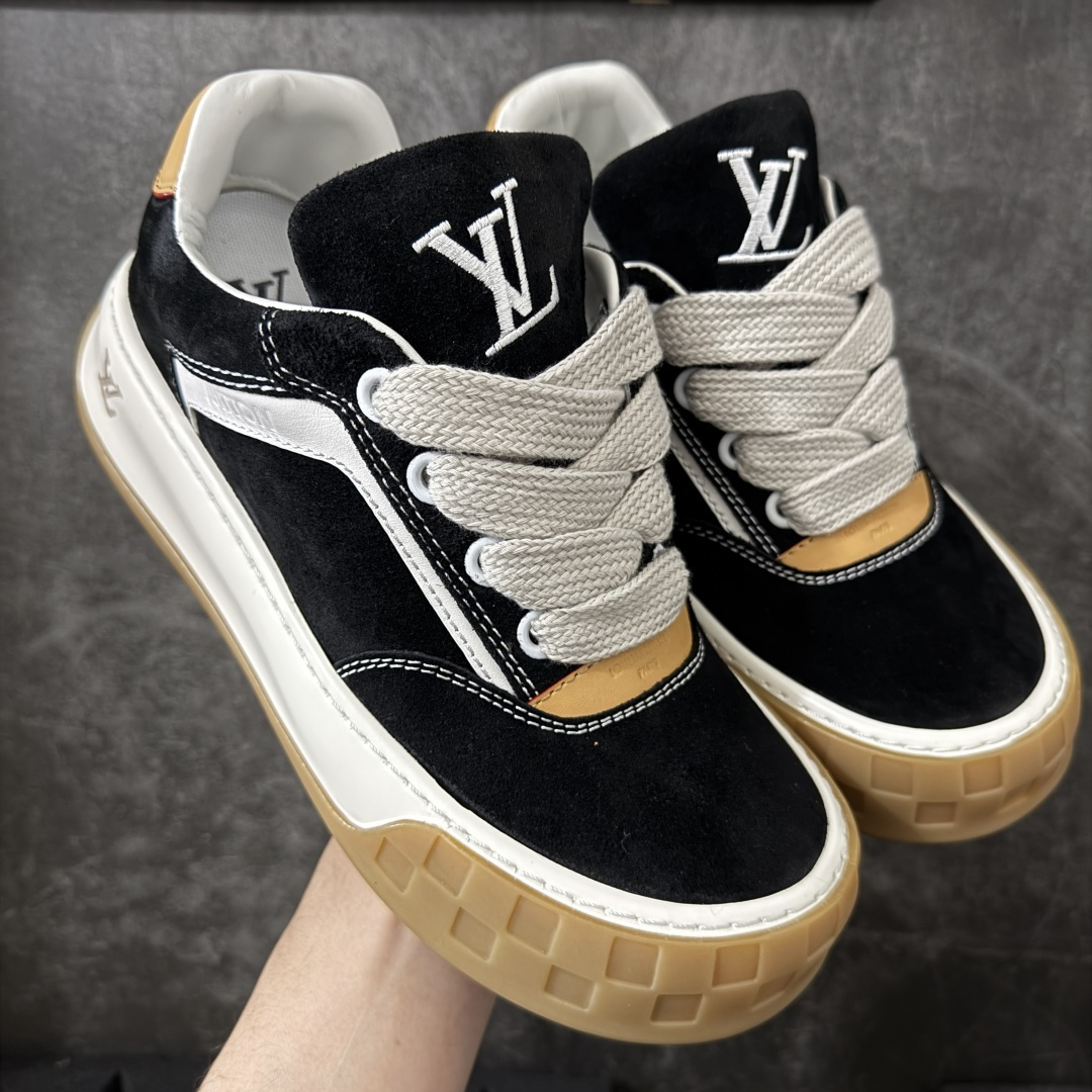 LV 路易威登LOUIS VUITTON Tilted Low Sneakers 倾斜系列低帮复古休闲运