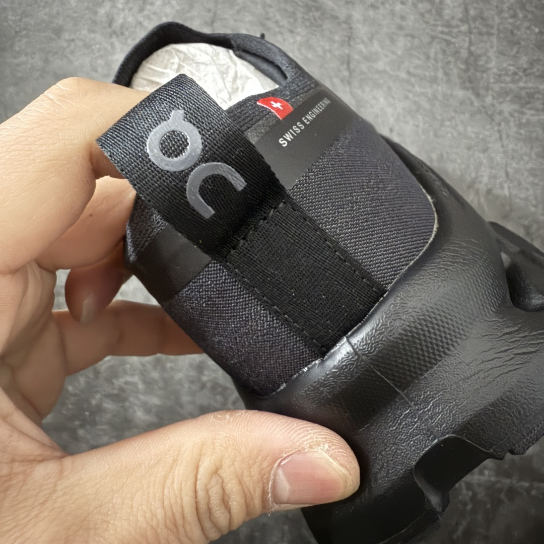 图片[2]-【OG纯原】ON昂跑系列 CLOUDTILT Moon 系列 户外街头机能风跑步鞋 大厂出品 原版有1比1打造 配件齐全 外贸专供 尺码最大做到47码 市面最高还原度版本 打造最强品质 没有之一 鞋面采用一体成型布料 有弹性非常透气 鞋底是镂空设计 运用了CLOUDTILT专利技术 弹力十足 毫无负重感 适合日常长距离行走或者休闲旅游 跑步 尺码 36 36.5 37.5 38 38.5 39 40 40.5 41 42 42.5 43 44 44.5 45 46 47-选品中心