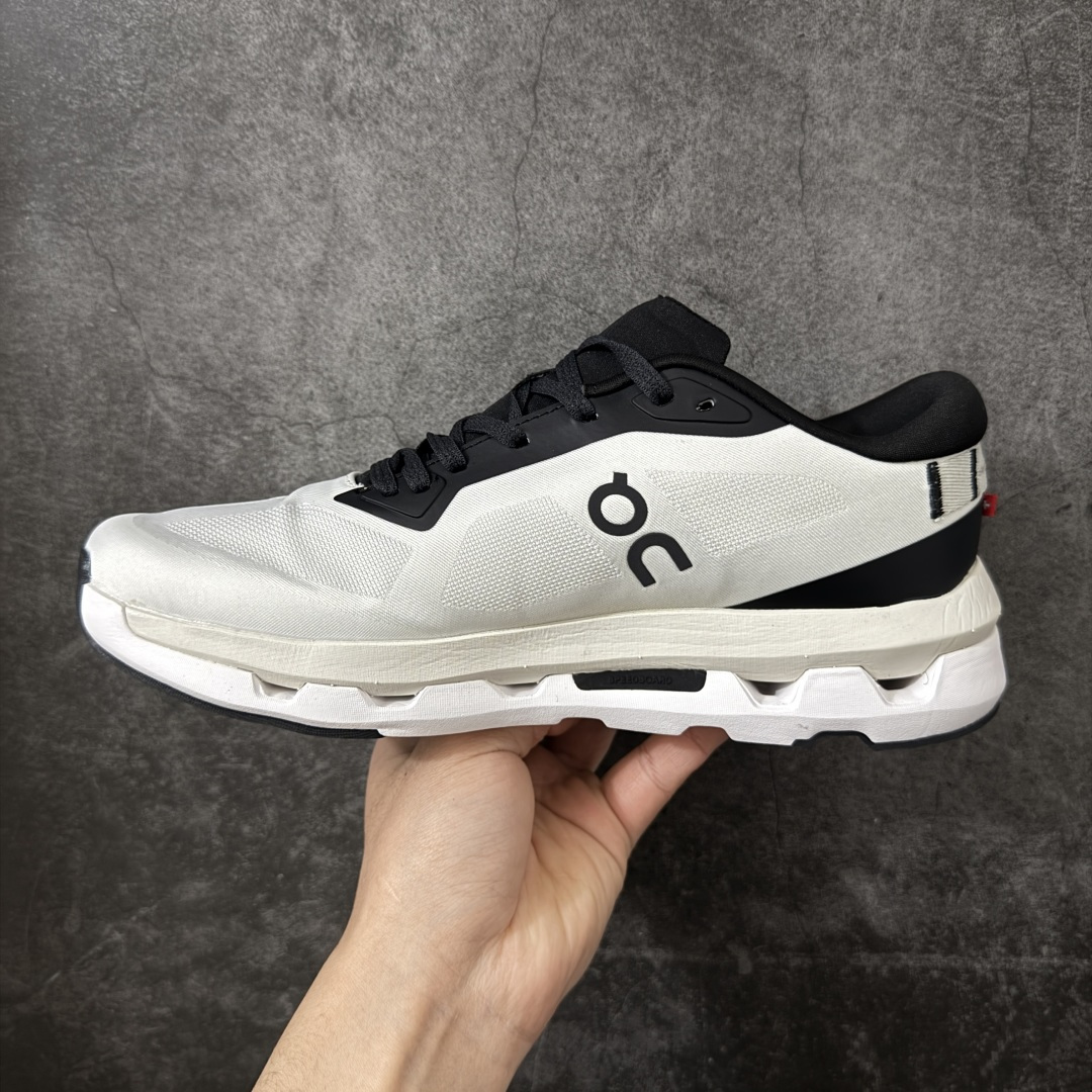 图片[2]-【PZ纯原】On昂跑 Cloudzone跑鞋 市场最优版本 区别市场通货 配件齐全 塑料膜包装 带手提袋 鞋底搭载了on的核心科技缓震技术CloudTec 绝对会是一双冷门联名好鞋，简约不失质感，细节满满却又很低调，不喜欢撞款的朋友赶紧入手！😍 尺码：36-45带半码-选品中心