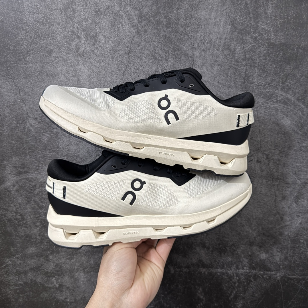 图片[5]-【PZ纯原】On昂跑 Cloudzone跑鞋 x Kith 联名 市场最优版本 区别市场通货 配件齐全 塑料膜包装 带手提袋 鞋底搭载了on的核心科技缓震技术CloudTec 绝对会是一双冷门联名好鞋，简约不失质感，细节满满却又很低调，不喜欢撞款的朋友赶紧入手！😍 尺码：36-45带半码-选品中心