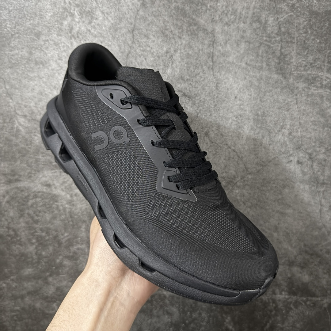 图片[3]-【PZ纯原】On昂跑 Cloudzone跑鞋 市场最优版本 区别市场通货 配件齐全 塑料膜包装 带手提袋 鞋底搭载了on的核心科技缓震技术CloudTec 绝对会是一双冷门联名好鞋，简约不失质感，细节满满却又很低调，不喜欢撞款的朋友赶紧入手！😍 尺码：36-45带半码-选品中心