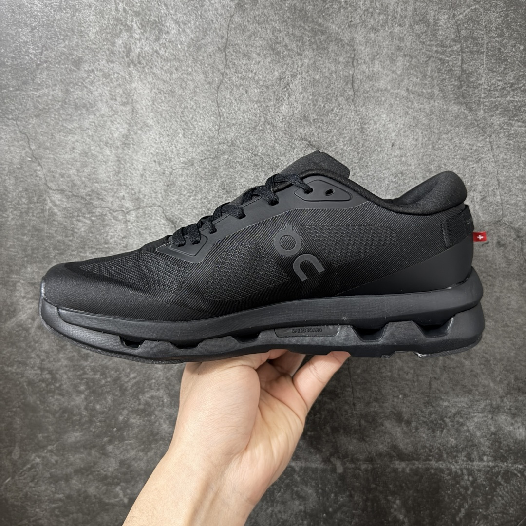 图片[2]-【PZ纯原】On昂跑 Cloudzone跑鞋 市场最优版本 区别市场通货 配件齐全 塑料膜包装 带手提袋 鞋底搭载了on的核心科技缓震技术CloudTec 绝对会是一双冷门联名好鞋，简约不失质感，细节满满却又很低调，不喜欢撞款的朋友赶紧入手！😍 尺码：36-45带半码-选品中心