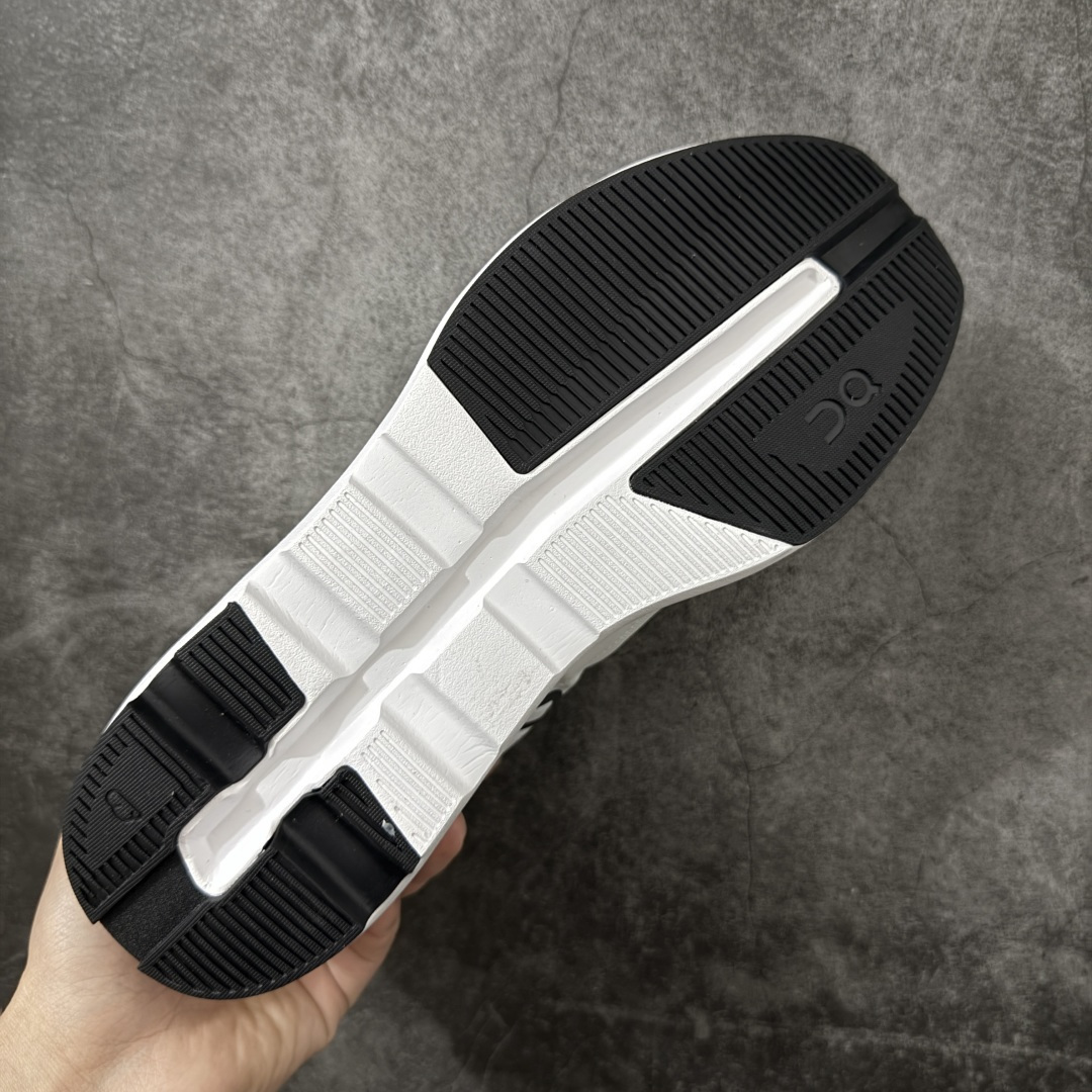 图片[9]-【PZ纯原】On昂跑 Cloudzone跑鞋 市场最优版本 区别市场通货 配件齐全 塑料膜包装 带手提袋 鞋底搭载了on的核心科技缓震技术CloudTec 绝对会是一双冷门联名好鞋，简约不失质感，细节满满却又很低调，不喜欢撞款的朋友赶紧入手！😍 尺码：36-45带半码-选品中心